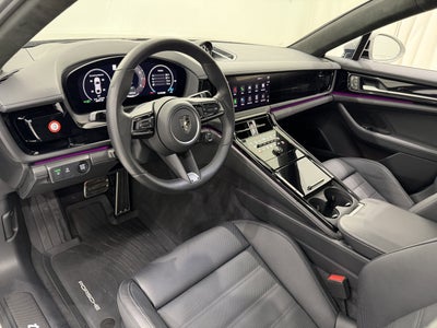 2025 Porsche Panamera Turbo S E-Hybrid