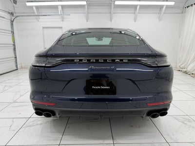 2023 Porsche Panamera 4 Platinum Edition