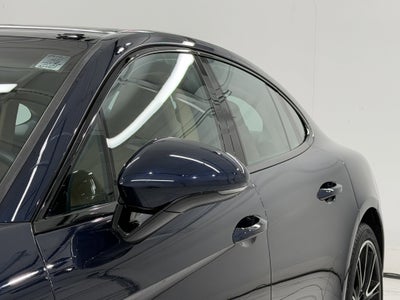 2023 Porsche Panamera 4 Platinum Edition