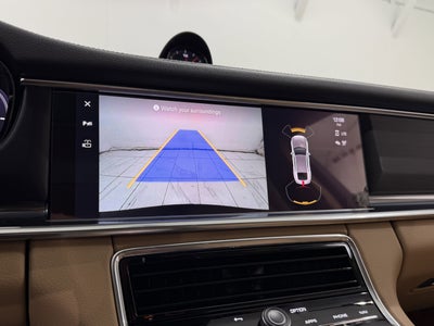 2023 Porsche Panamera 4 Platinum Edition