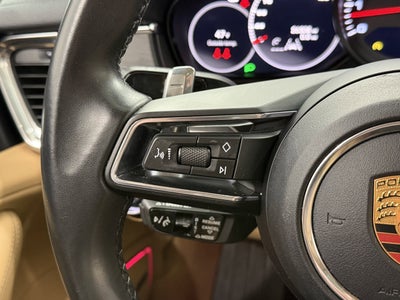 2023 Porsche Panamera 4 Platinum Edition