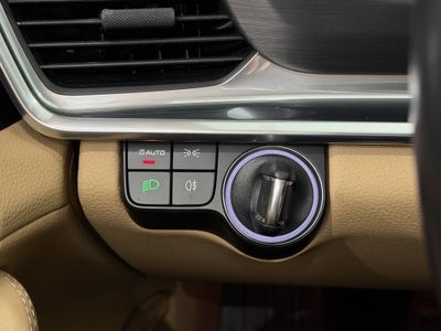 2023 Porsche Panamera 4 Platinum Edition