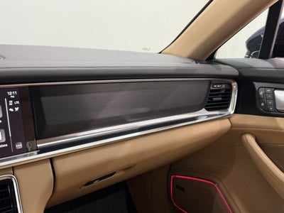 2023 Porsche Panamera 4 Platinum Edition
