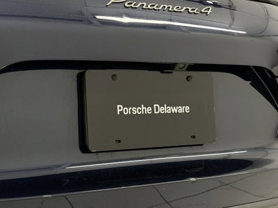 2023 Porsche Panamera 4 Platinum Edition