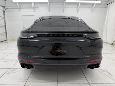 2023 Porsche Panamera 4 Platinum Edition