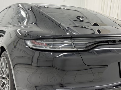 2023 Porsche Panamera 4 Platinum Edition