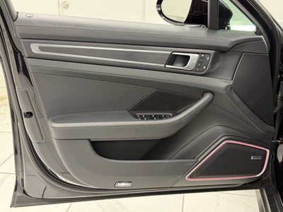2023 Porsche Panamera 4 Platinum Edition