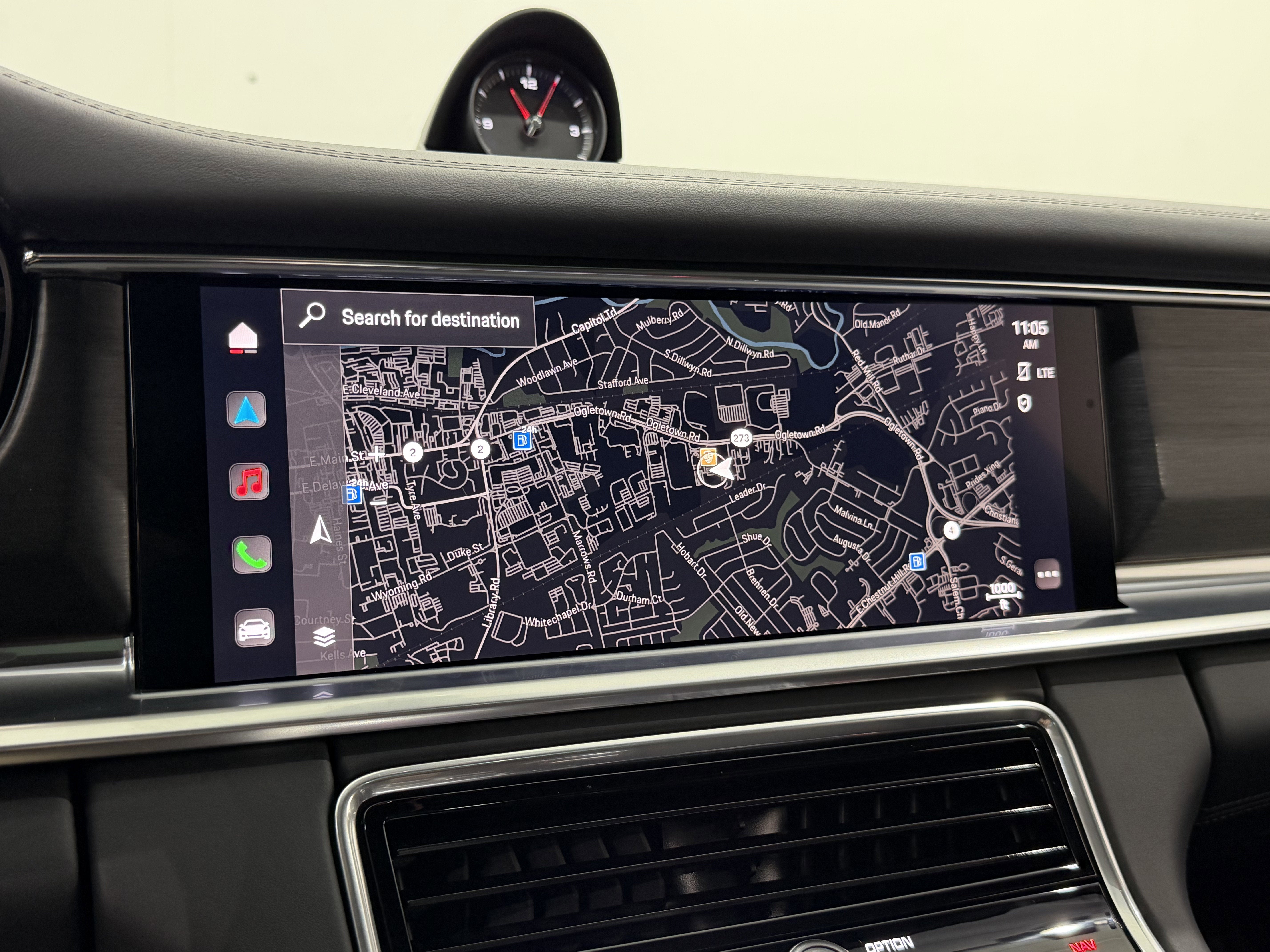 2023 Porsche Panamera 4 Platinum Edition
