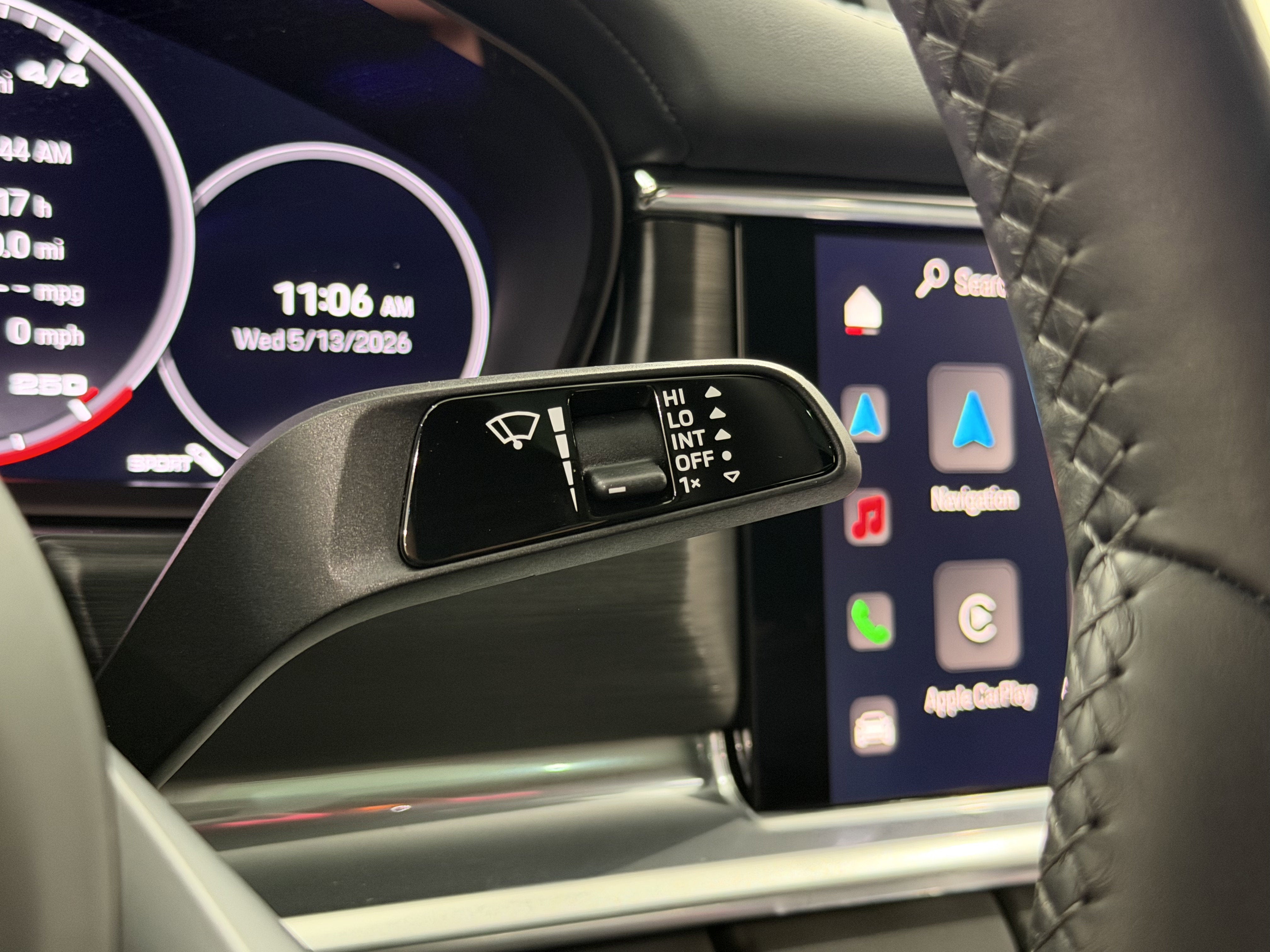 2023 Porsche Panamera 4 Platinum Edition