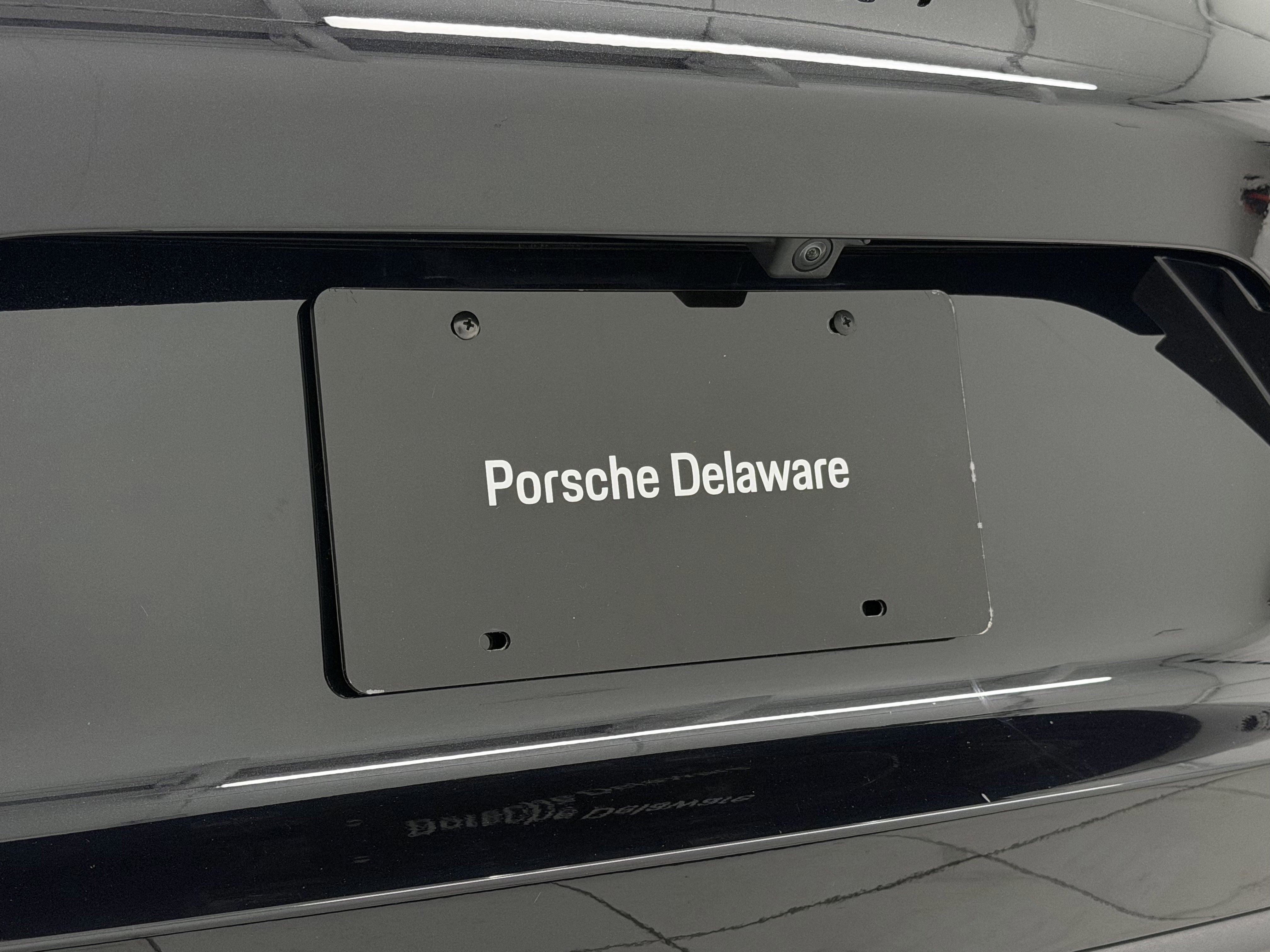 2023 Porsche Panamera 4 Platinum Edition