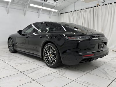 2022 Porsche Panamera 4 Platinum Edition