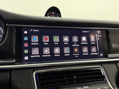 2022 Porsche Panamera 4 Platinum Edition