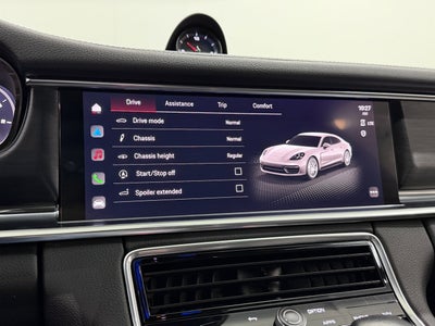 2022 Porsche Panamera 4 Platinum Edition