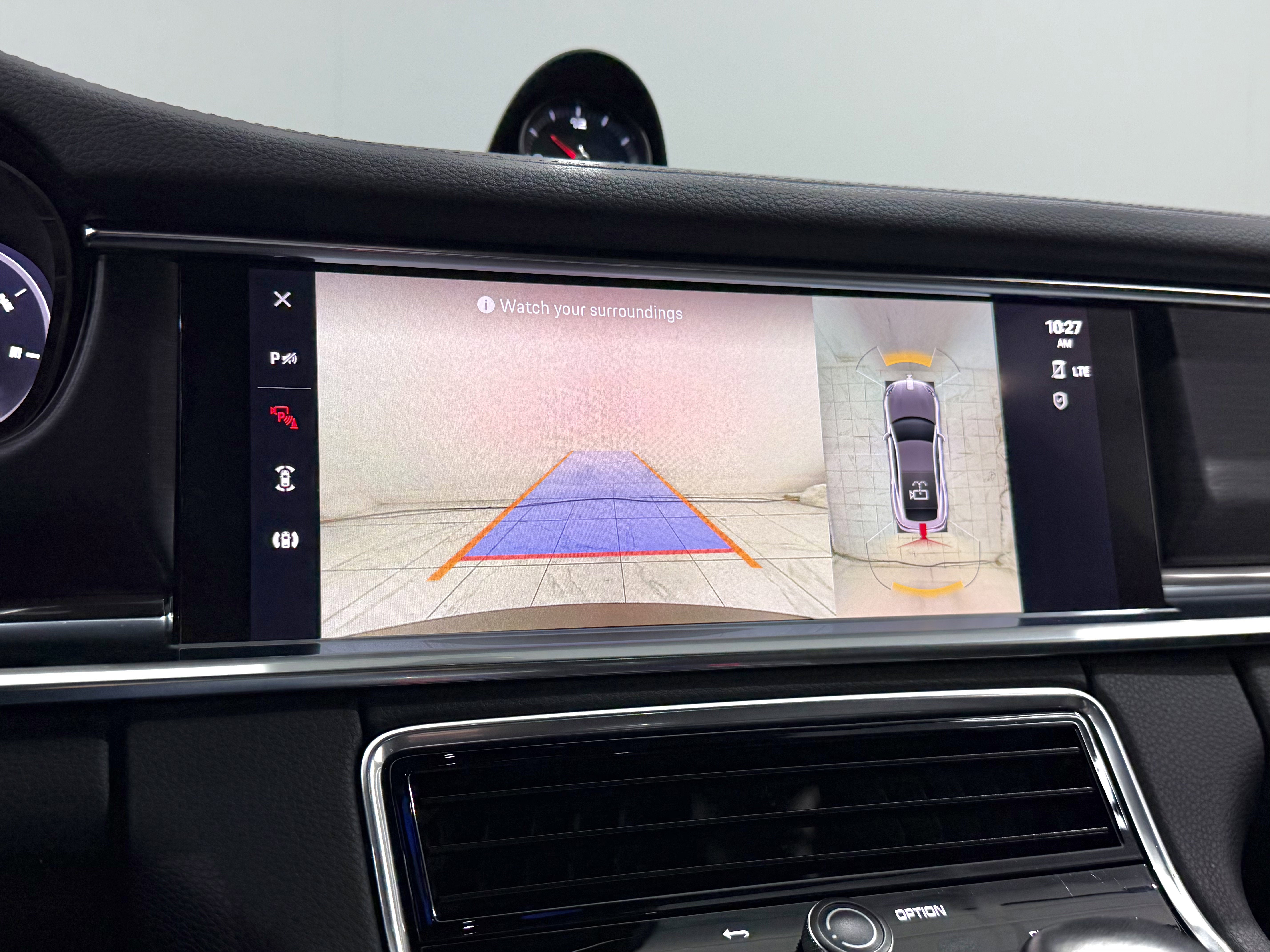 2022 Porsche Panamera 4 Platinum Edition