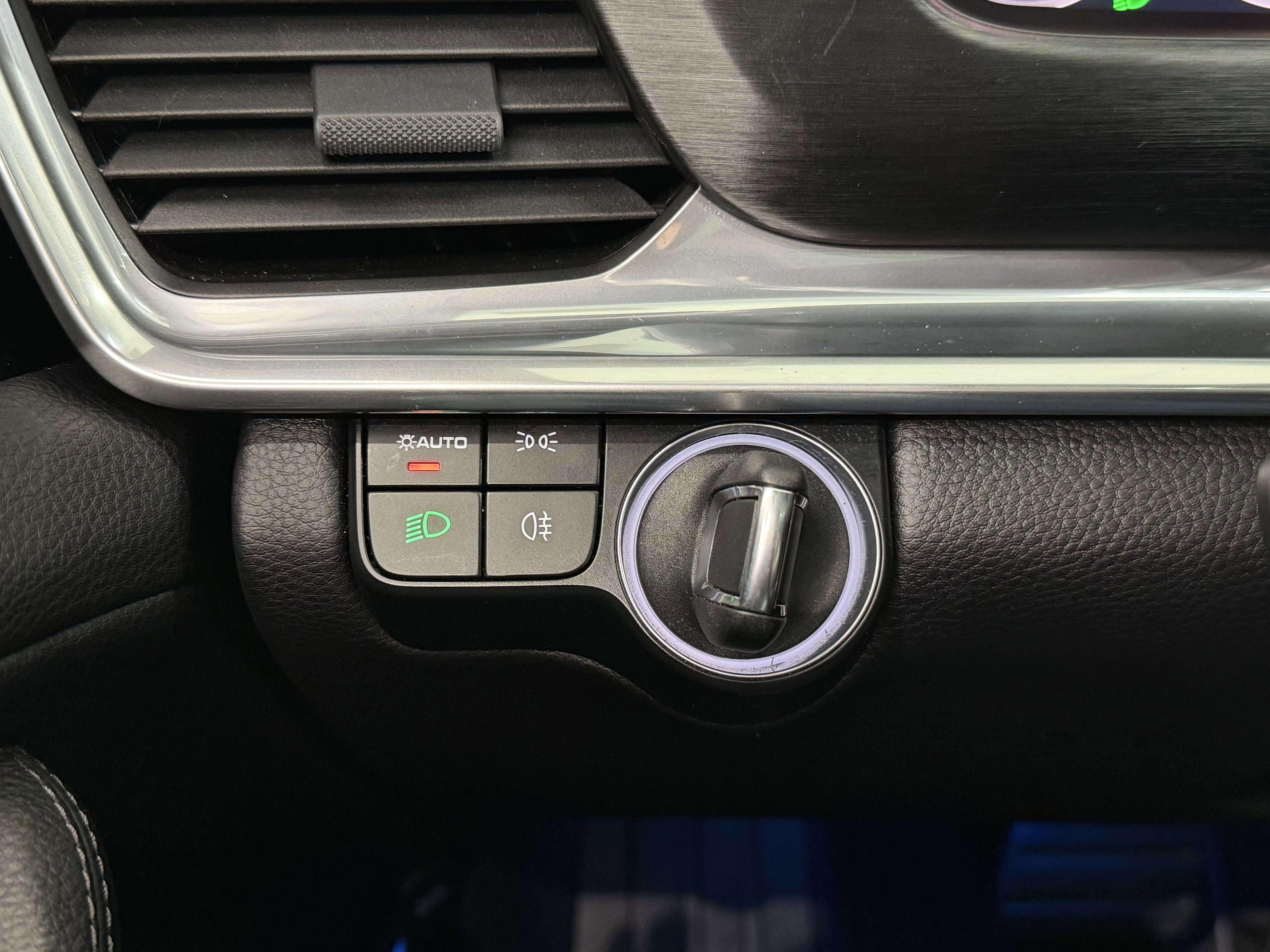 2022 Porsche Panamera 4 Platinum Edition