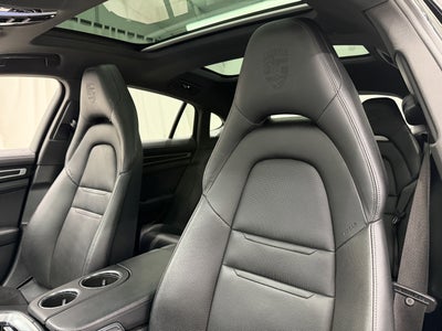 2022 Porsche Panamera 4 Platinum Edition