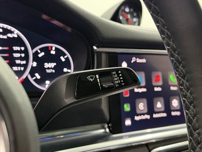 2022 Porsche Panamera 4 Platinum Edition