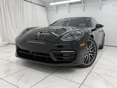 2022 Porsche Panamera 4 Platinum Edition