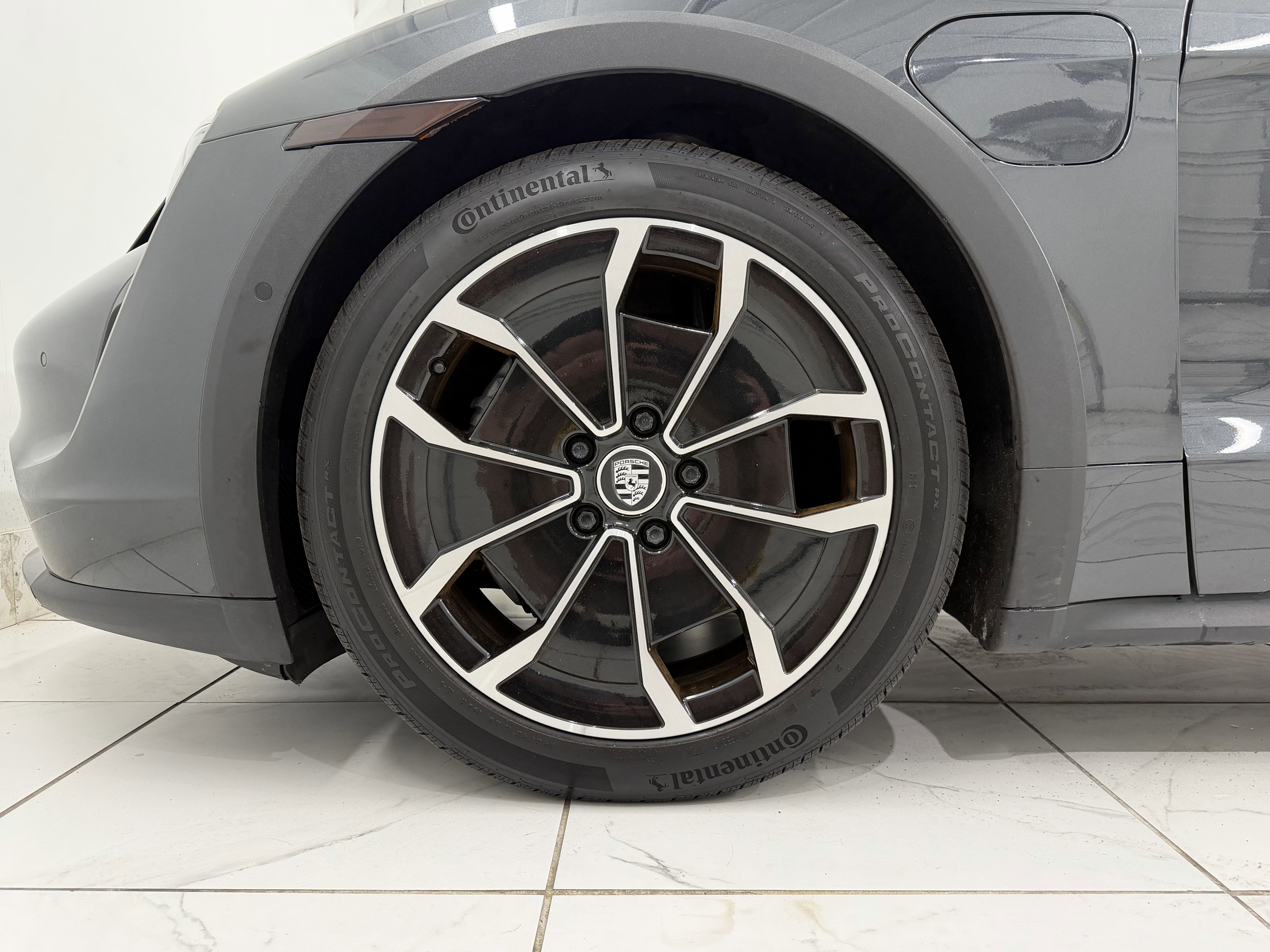 2022 Porsche Taycan 4