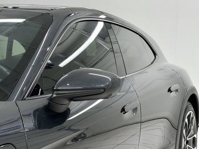 2022 Porsche Taycan 4