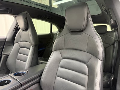 2022 Porsche Taycan 4