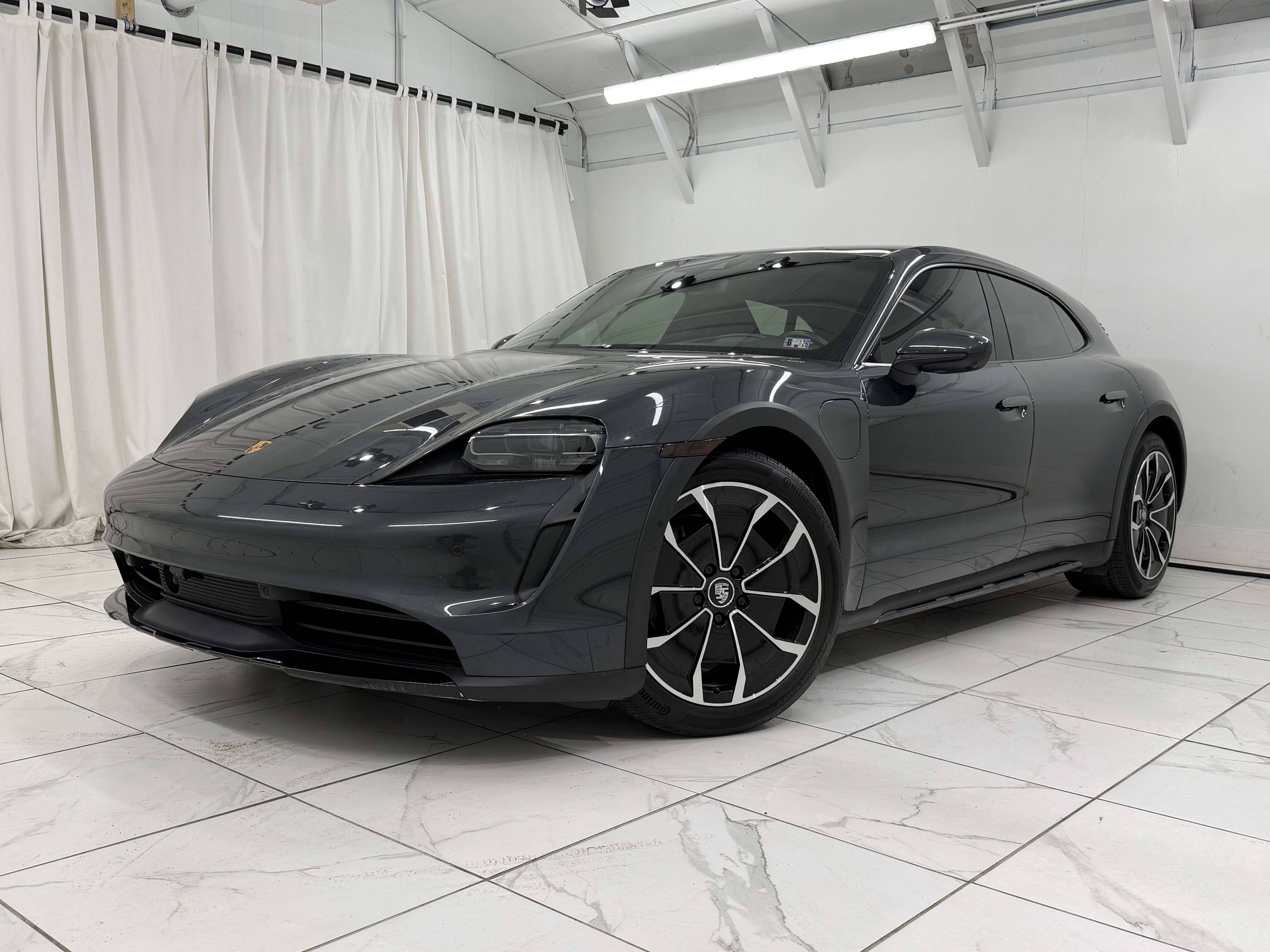 2022 Porsche Taycan 4