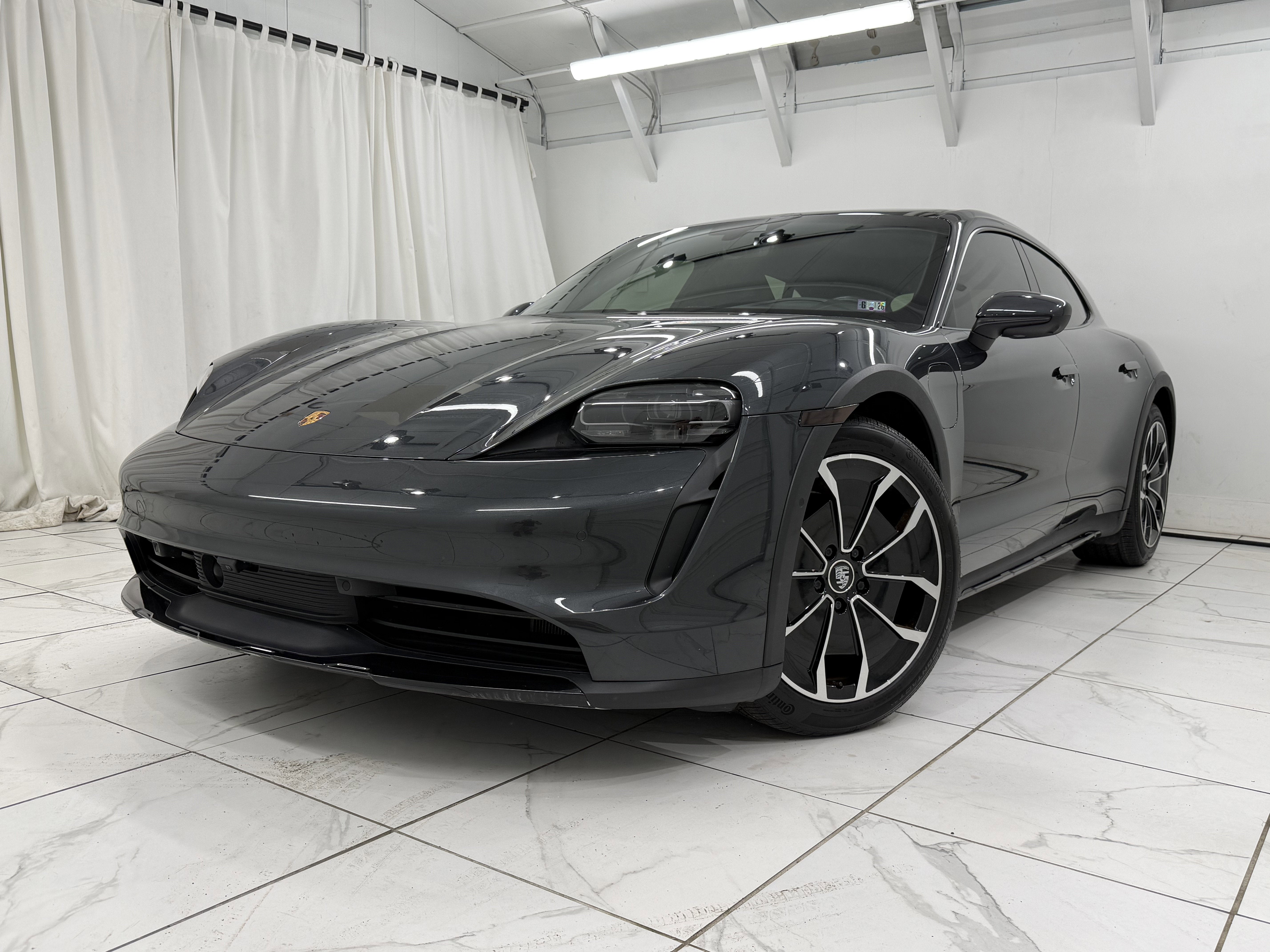 2022 Porsche Taycan 4