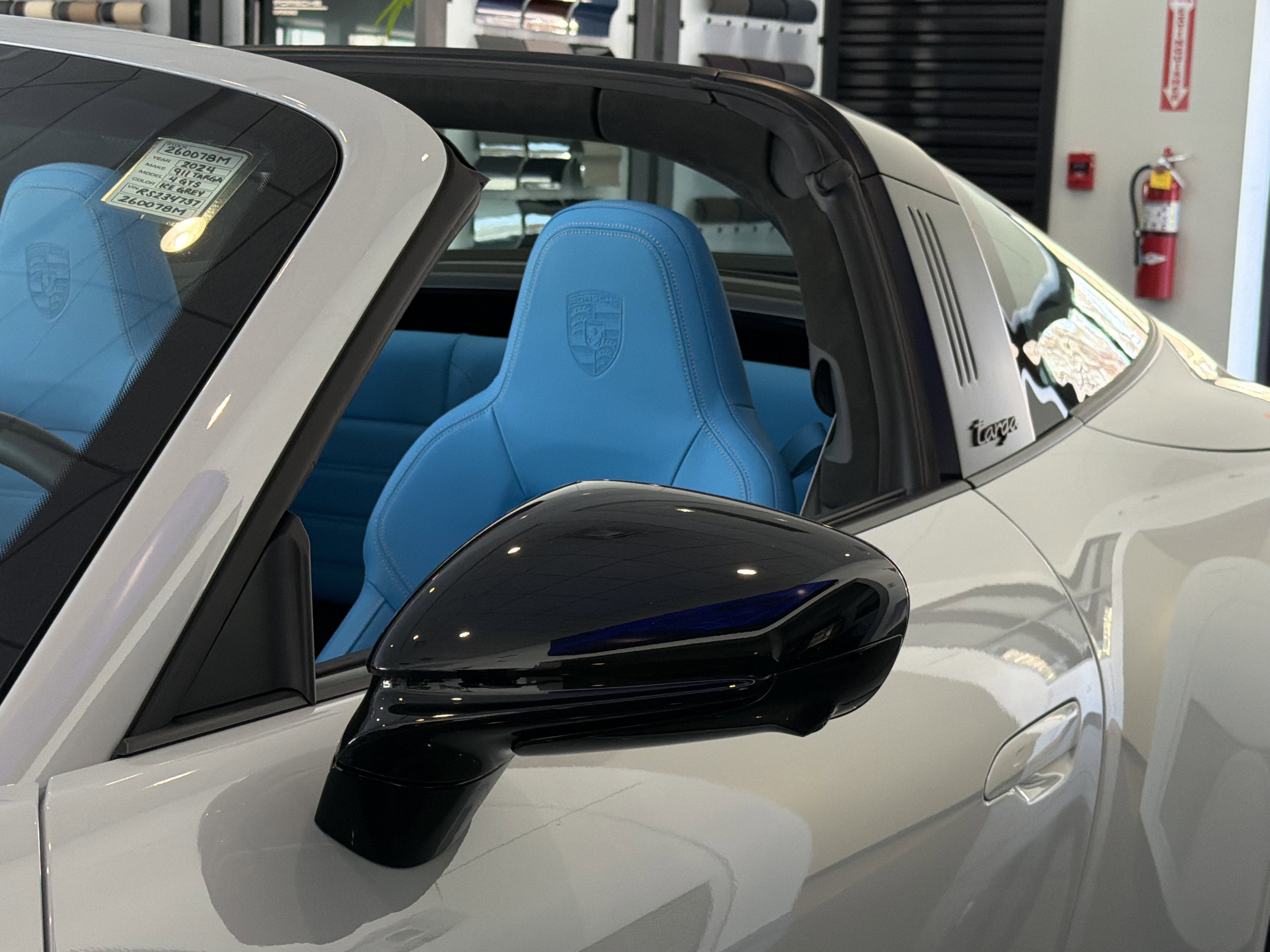 2024 Porsche 911 4 GTS