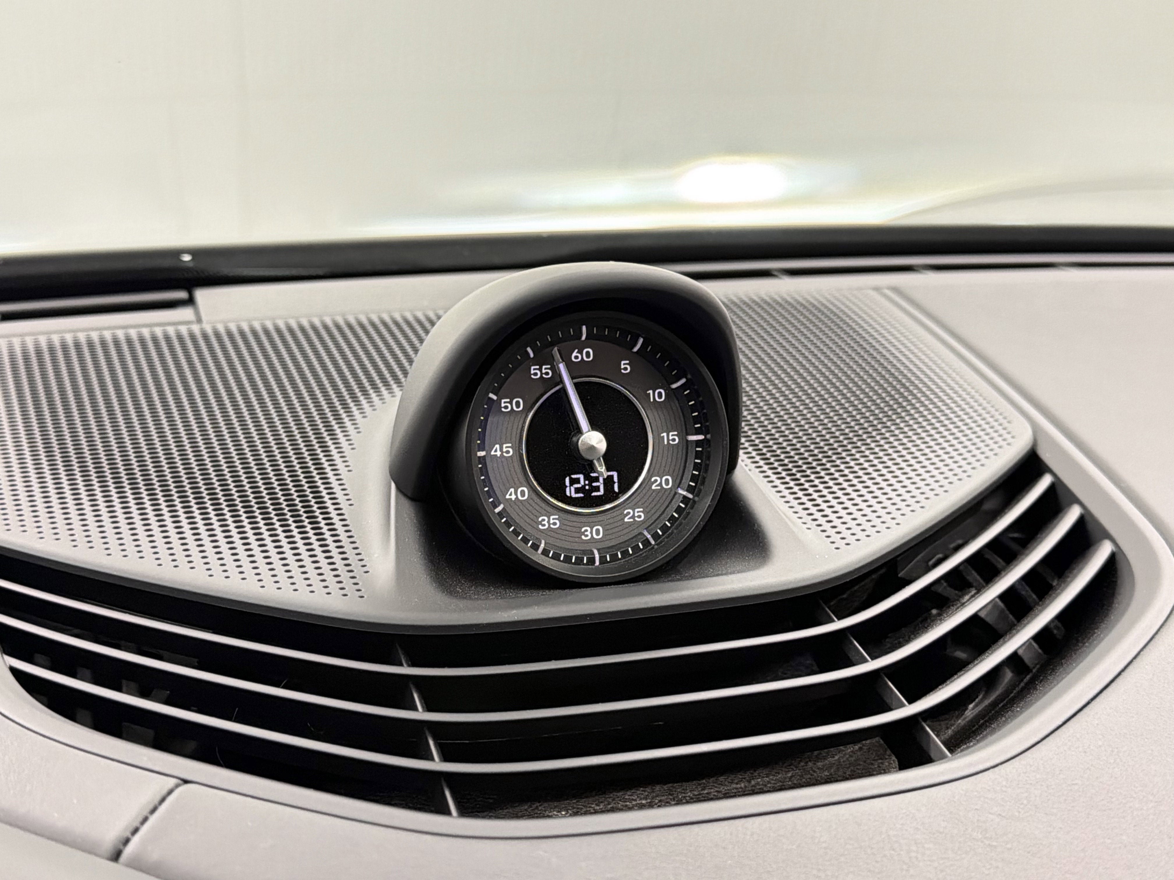 2023 Porsche Taycan Turbo S