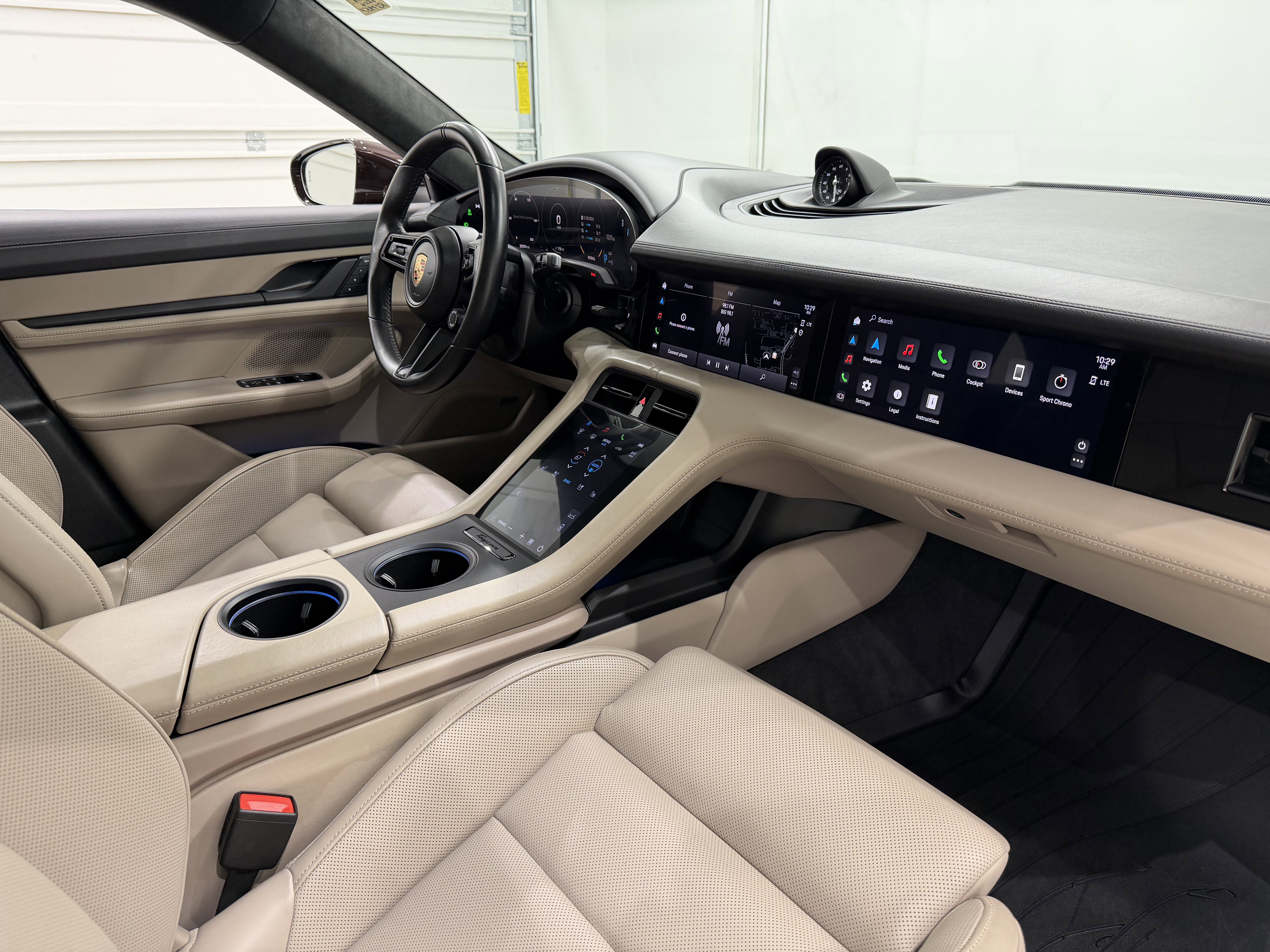 2023 Porsche Taycan Turbo