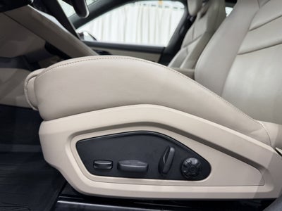 2023 Porsche Taycan Turbo