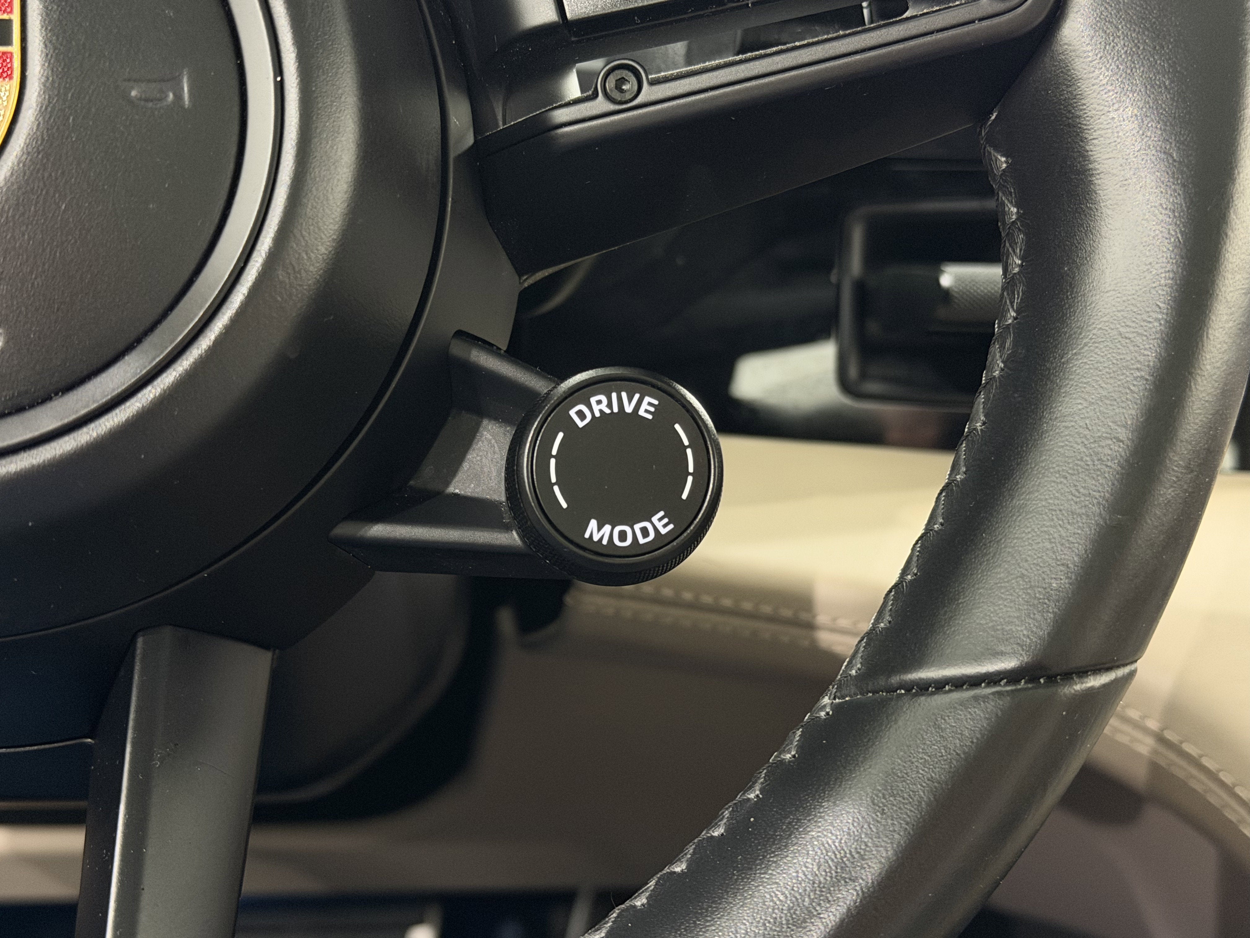 2023 Porsche Taycan Turbo