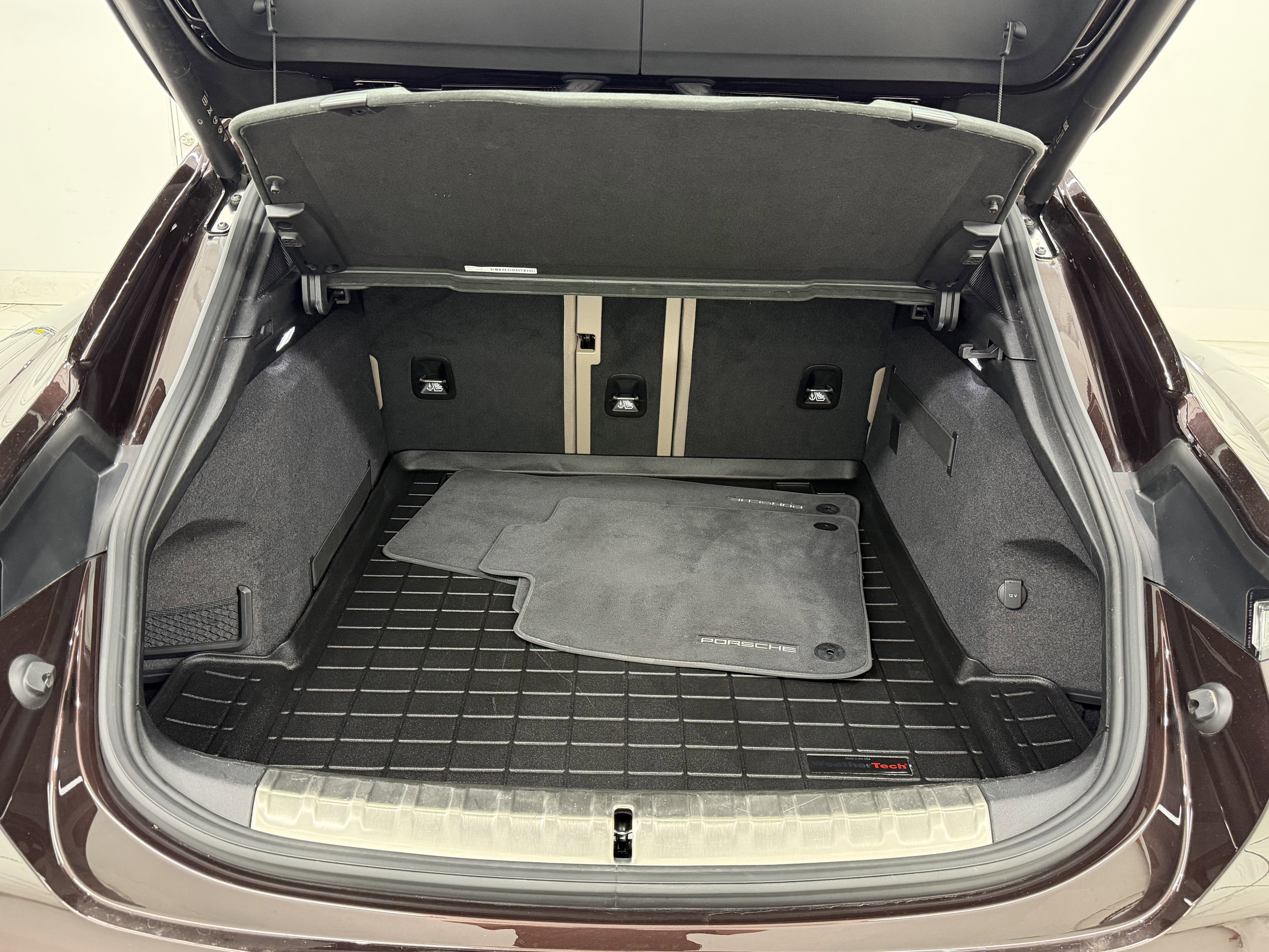 2023 Porsche Taycan Turbo