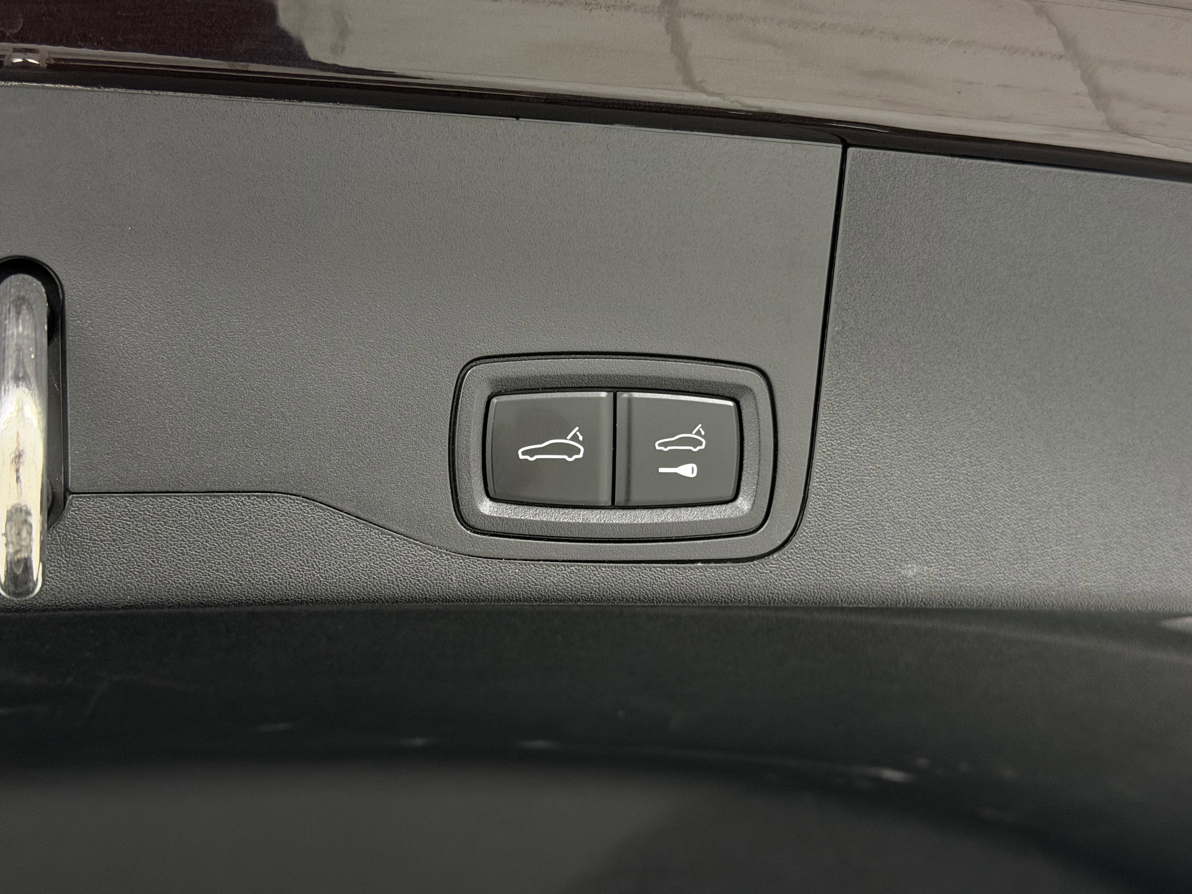 2023 Porsche Taycan Turbo