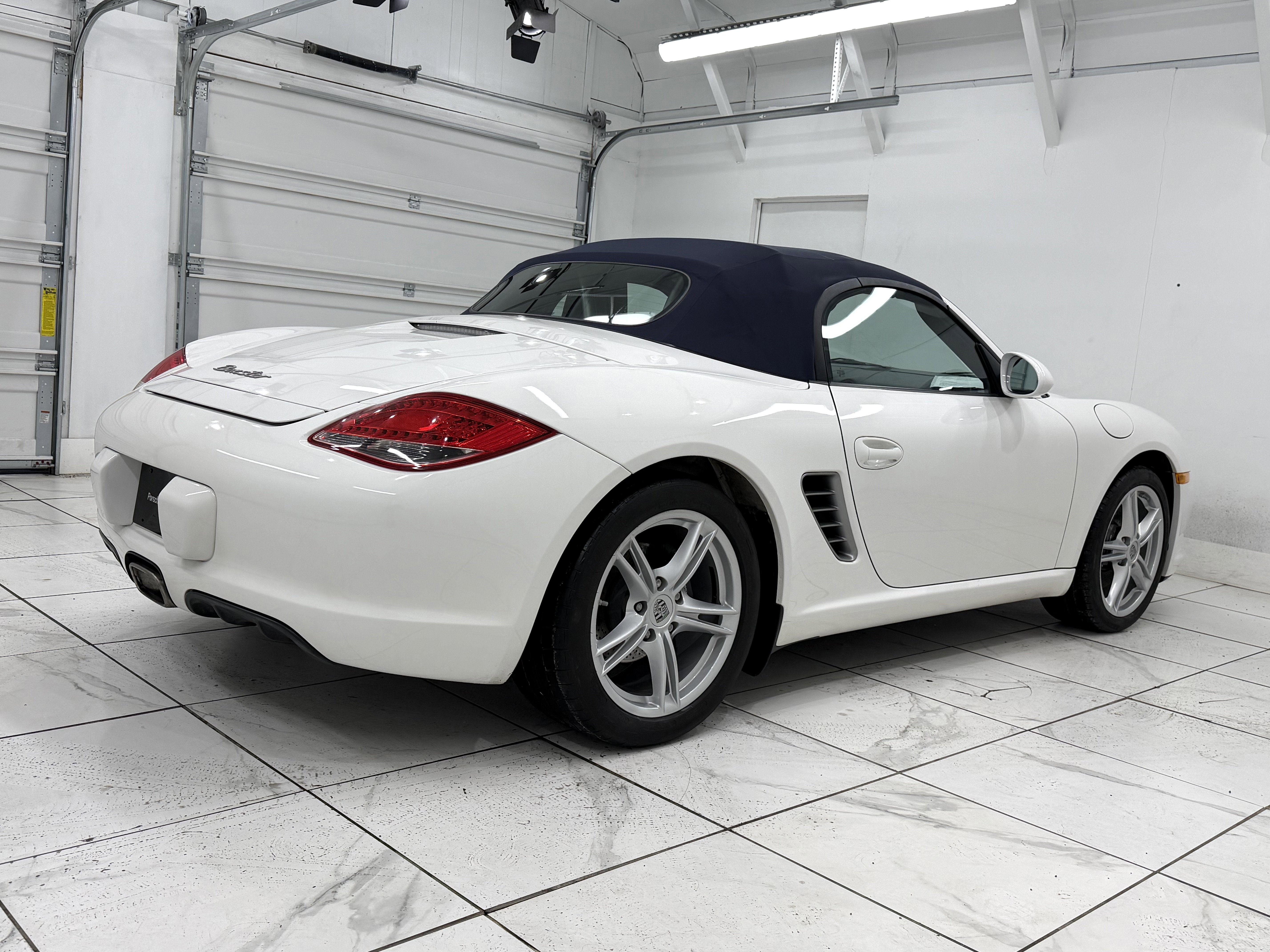 2011 Porsche Boxster 2dr Roadster