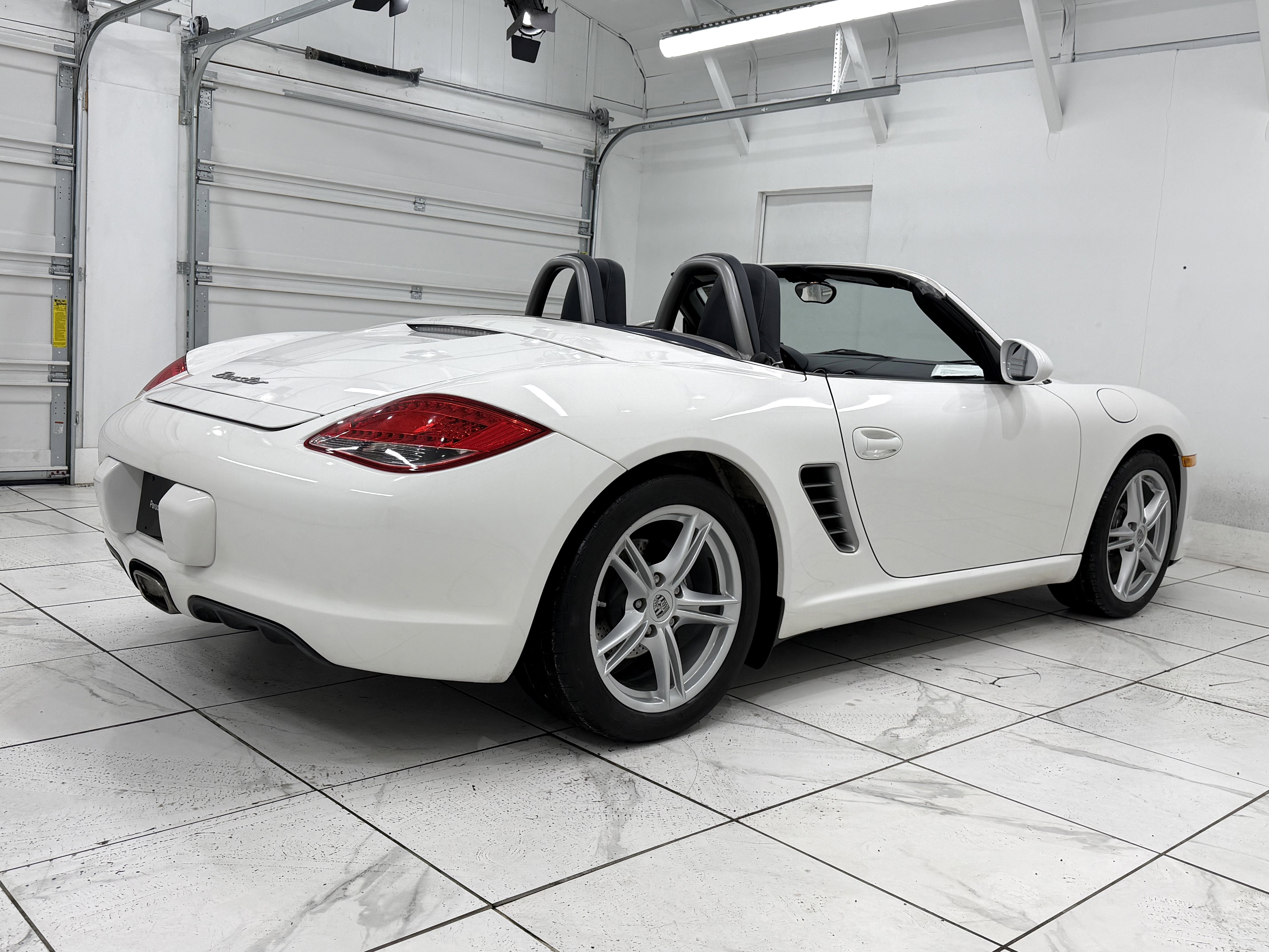 2011 Porsche Boxster 2dr Roadster