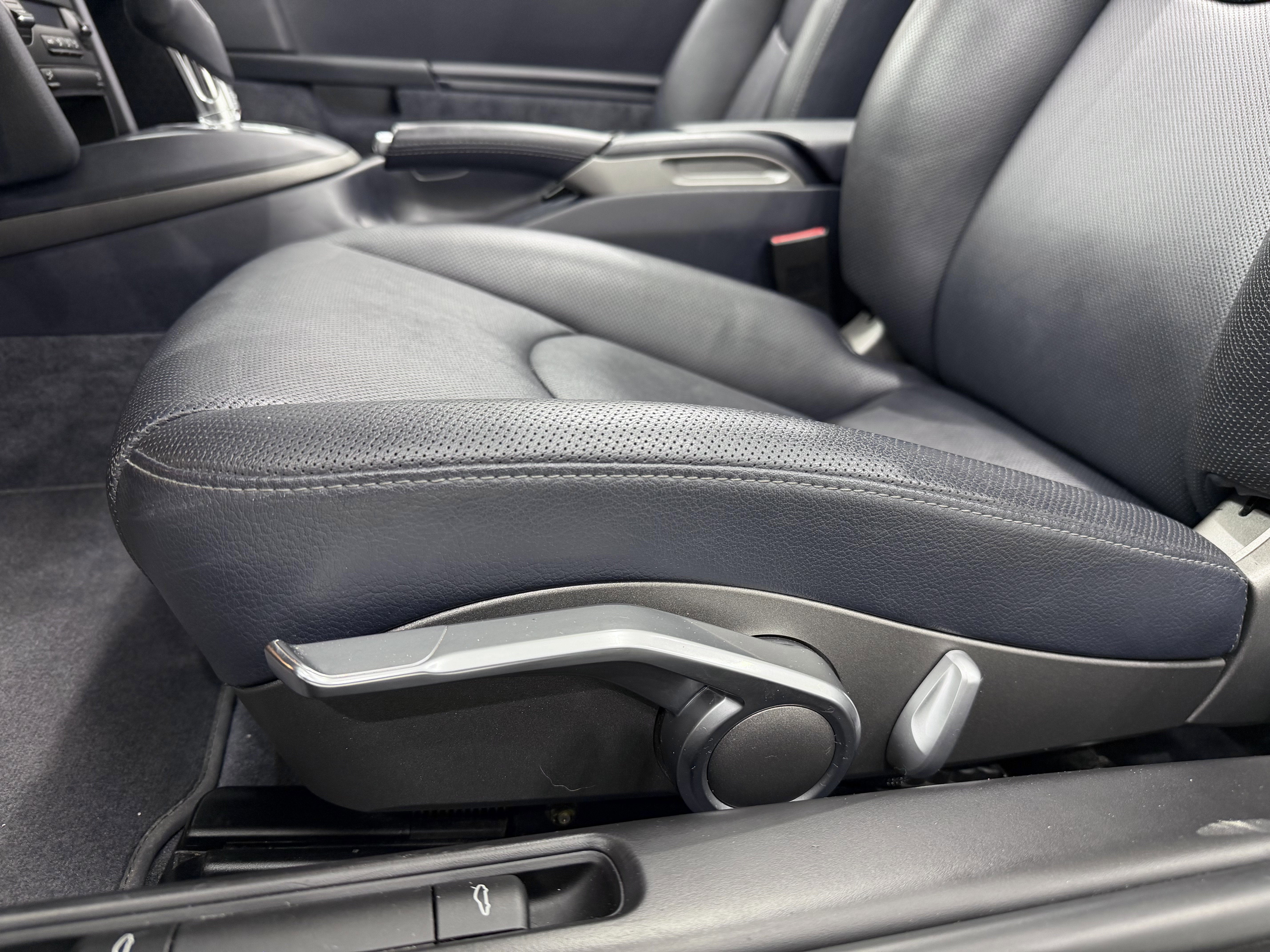 2011 Porsche Boxster 2dr Roadster