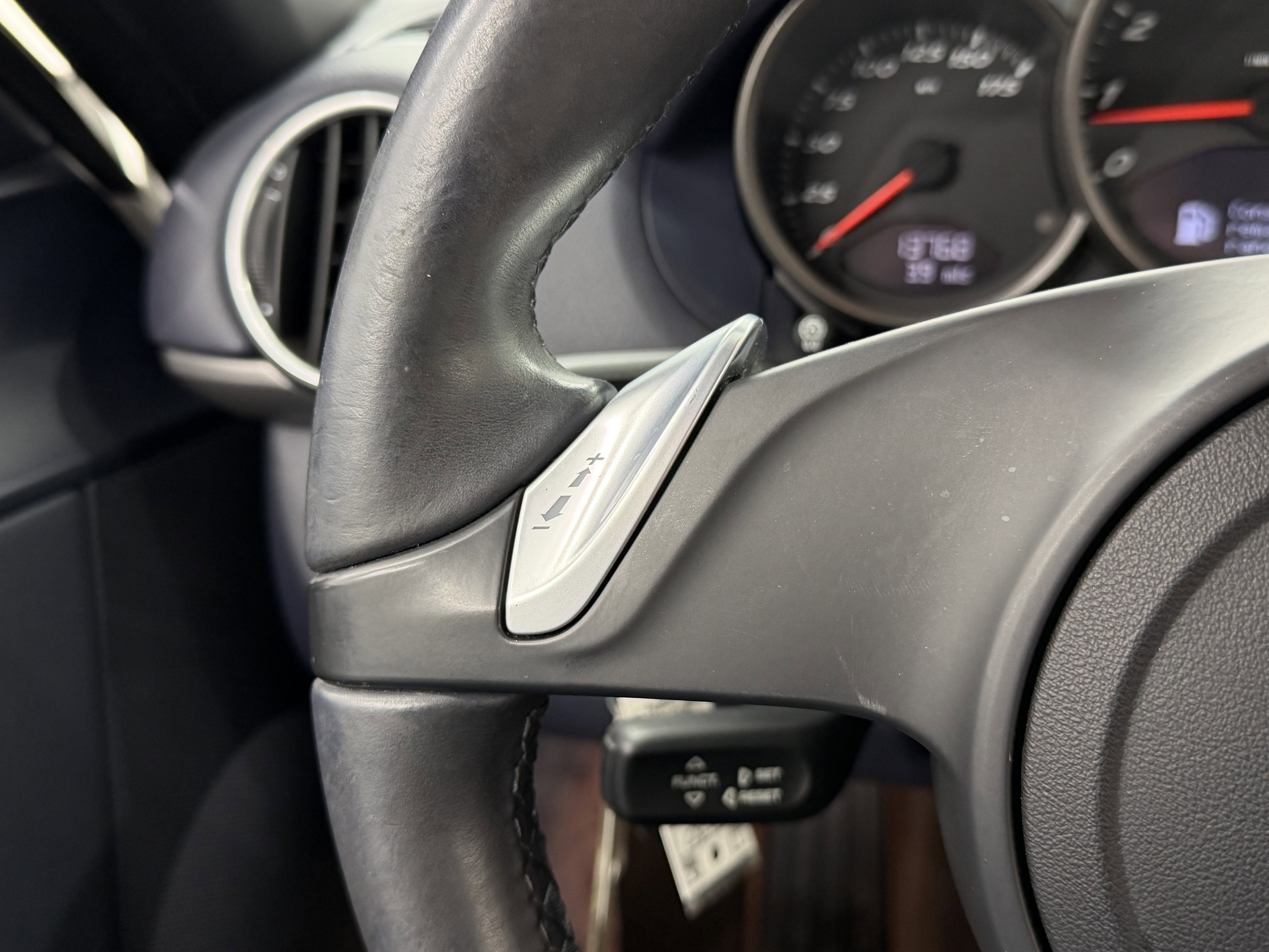 2011 Porsche Boxster 2dr Roadster