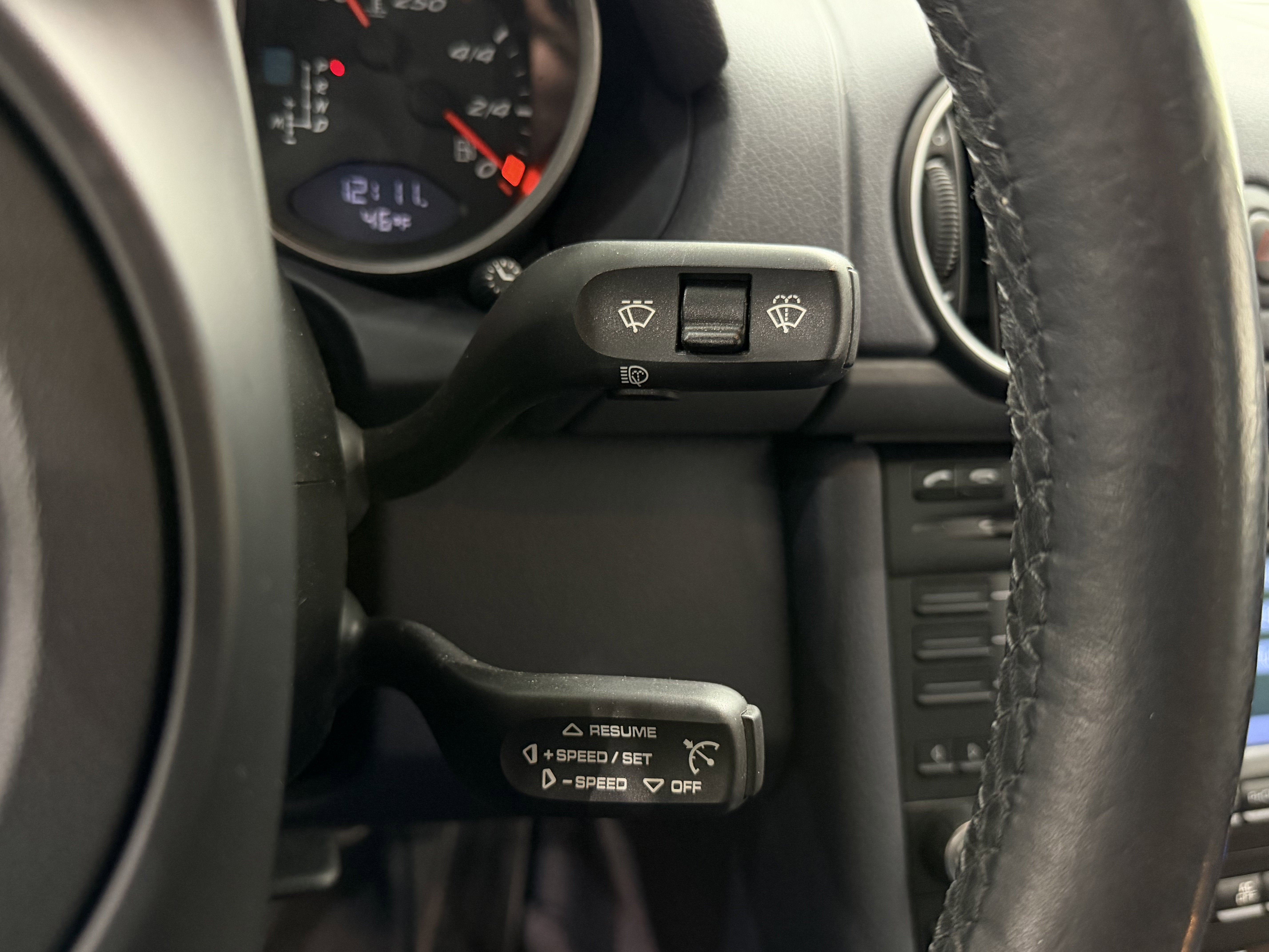 2011 Porsche Boxster 2dr Roadster