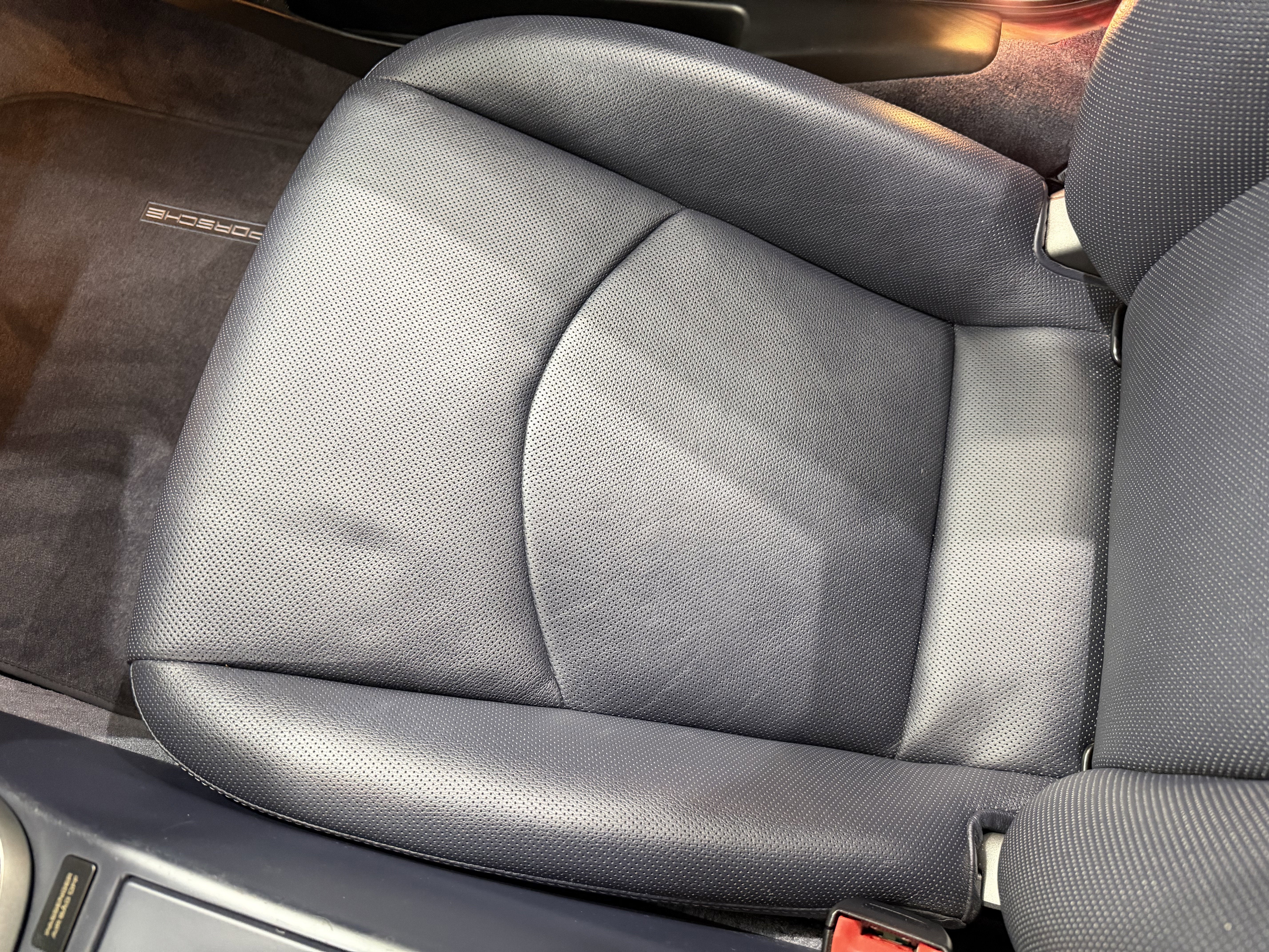 2011 Porsche Boxster 2dr Roadster