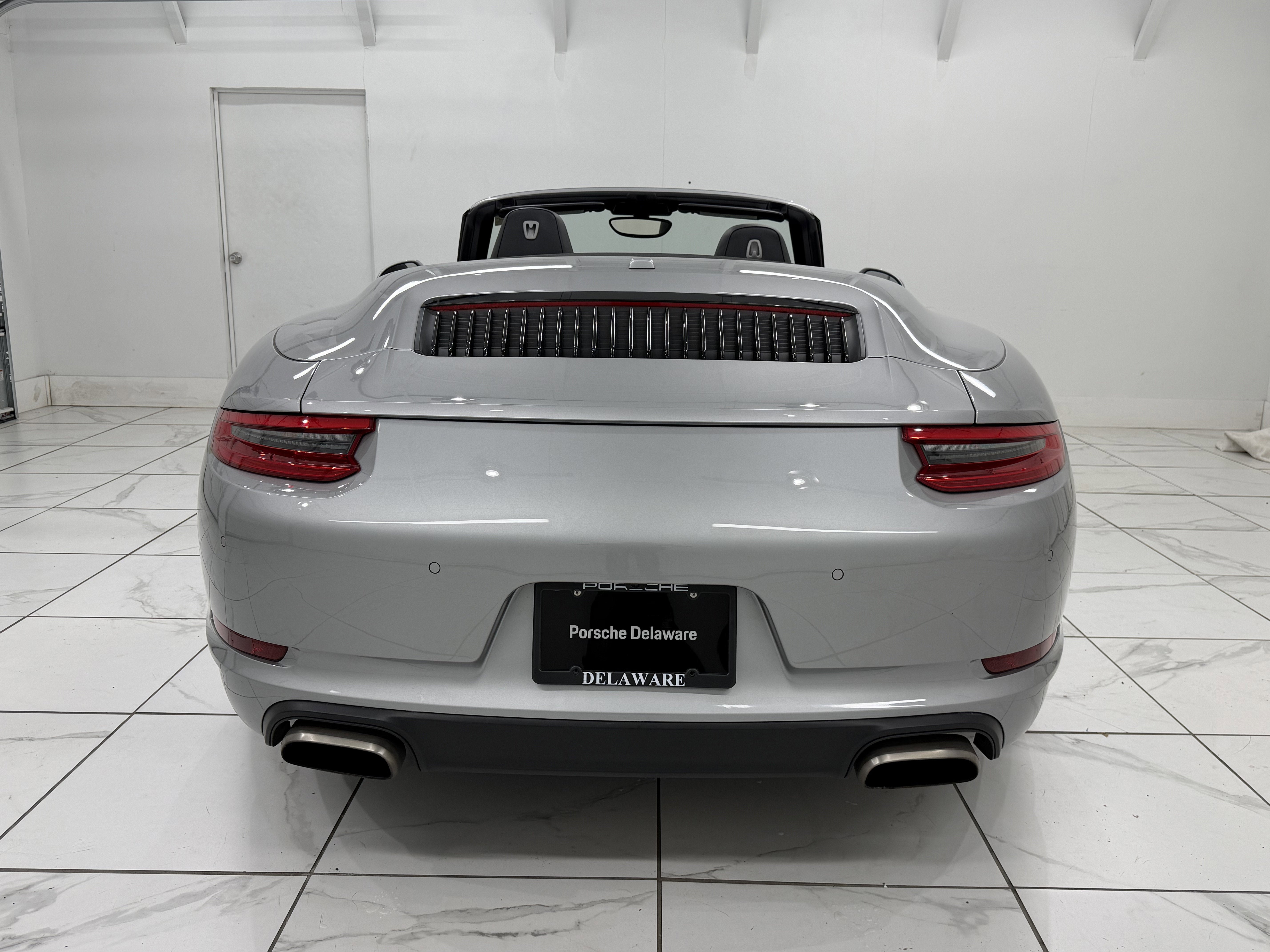2017 Porsche 911 Carrera