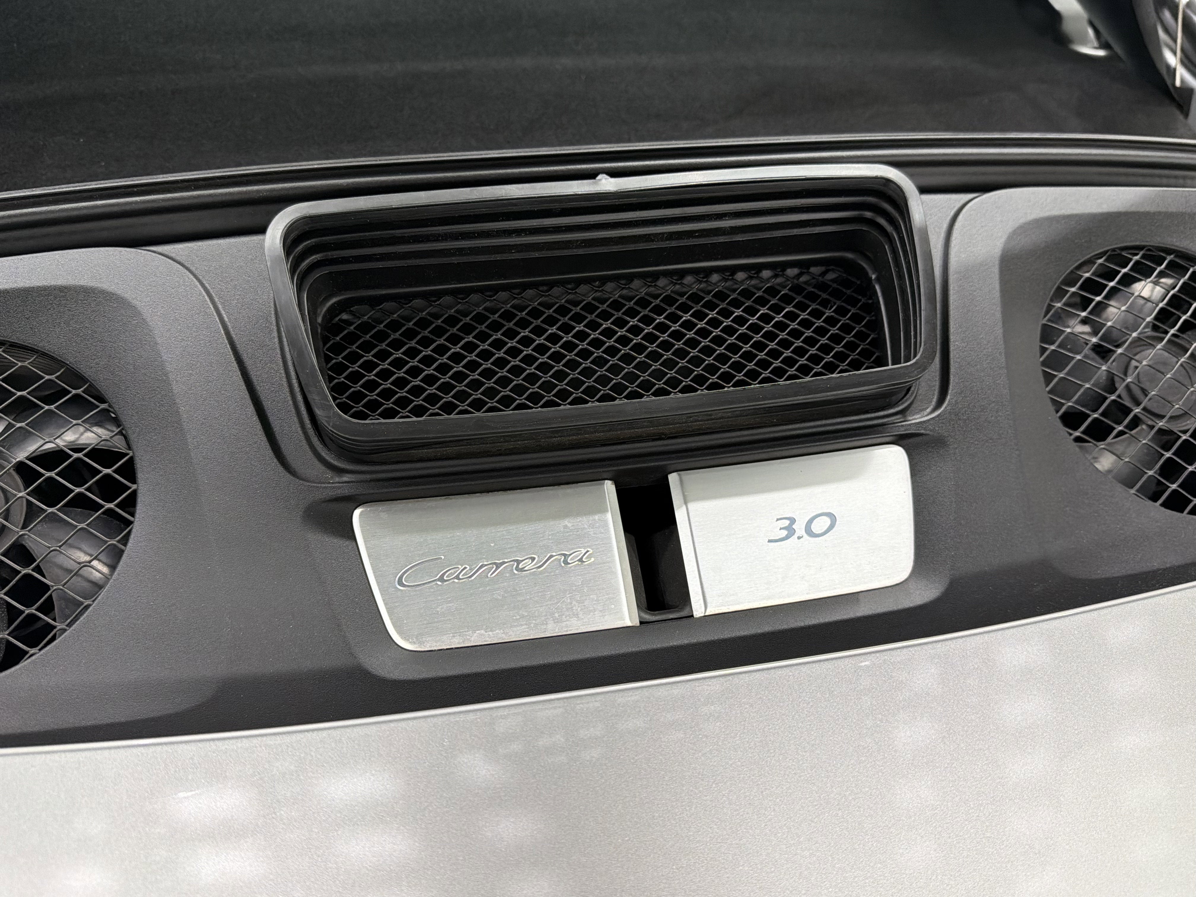 2017 Porsche 911 Carrera