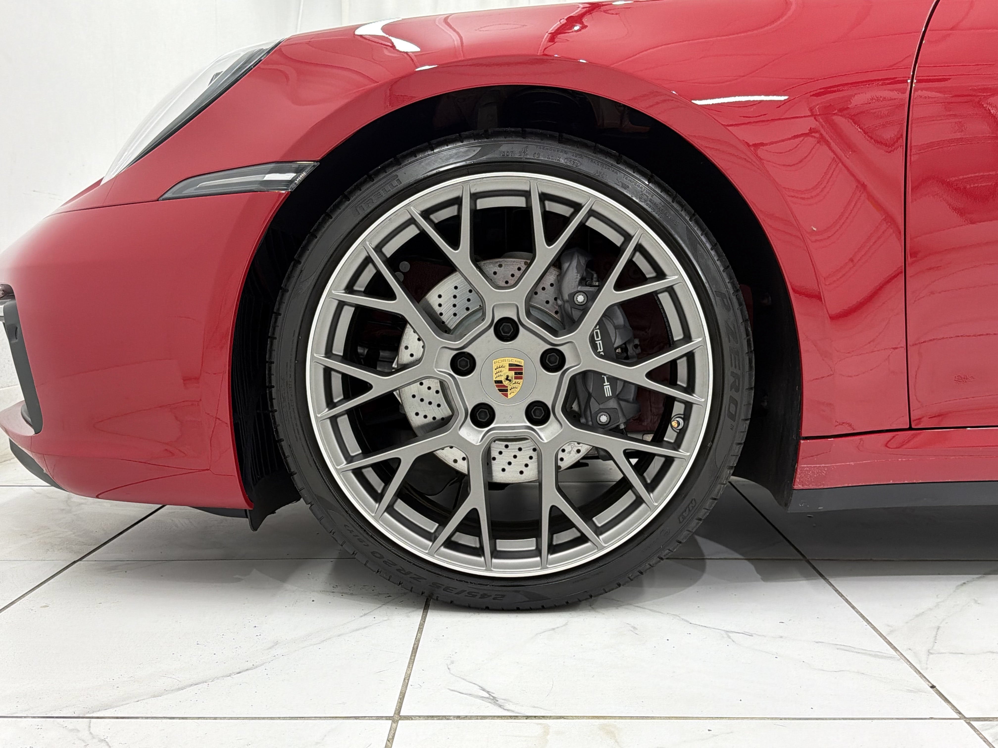 2023 Porsche 911 Carrera