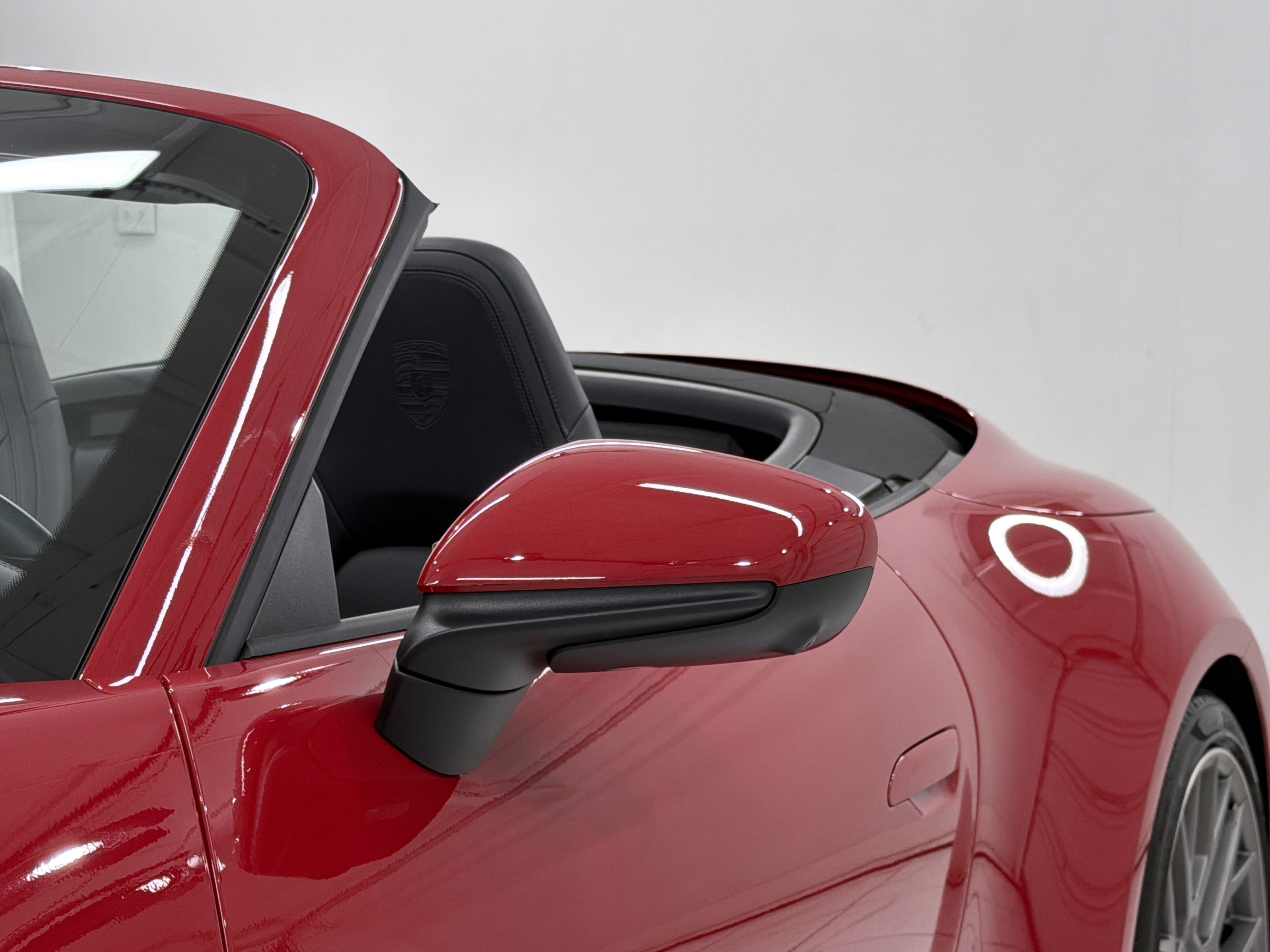 2023 Porsche 911 Carrera