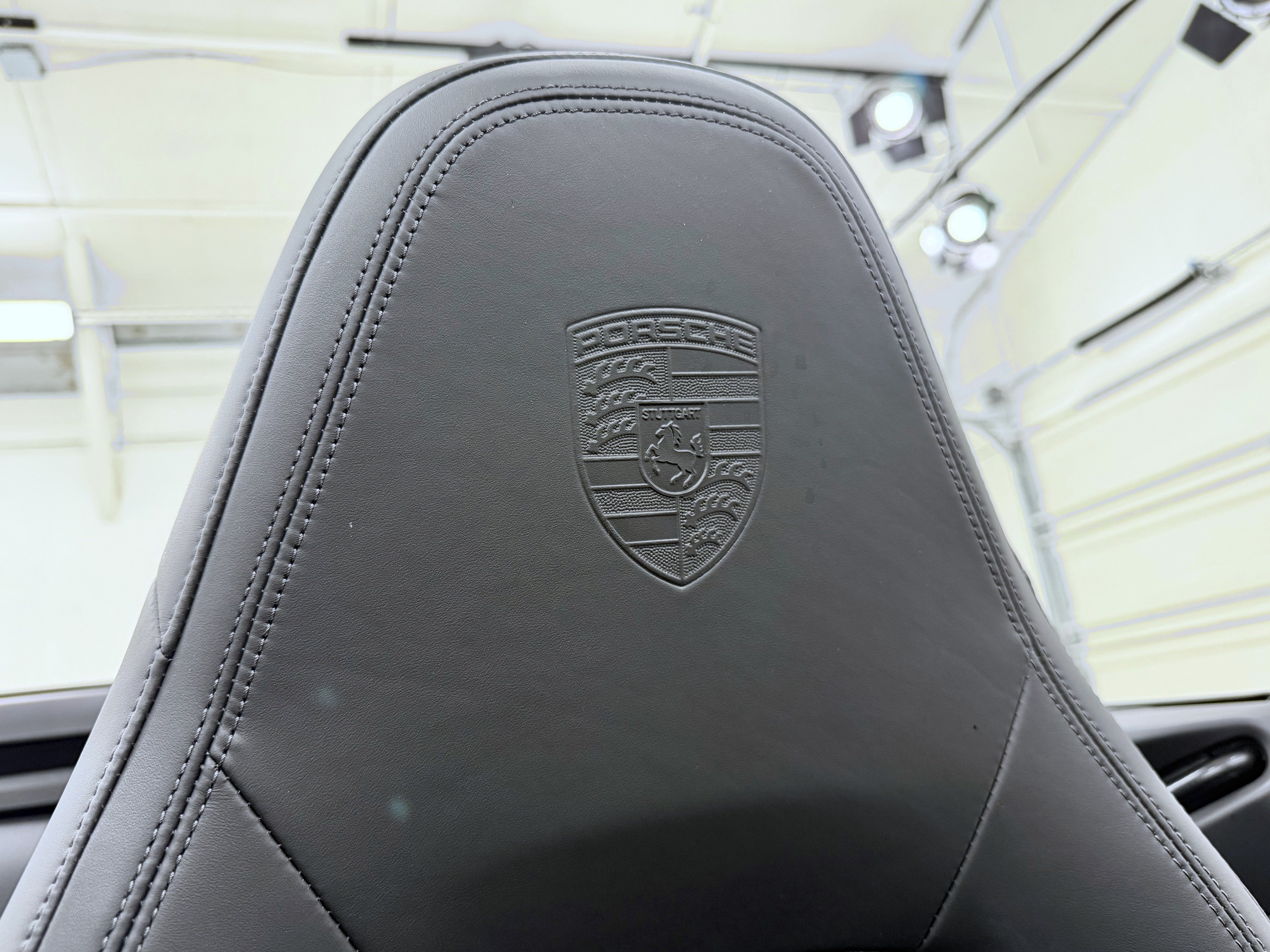 2023 Porsche 911 Carrera