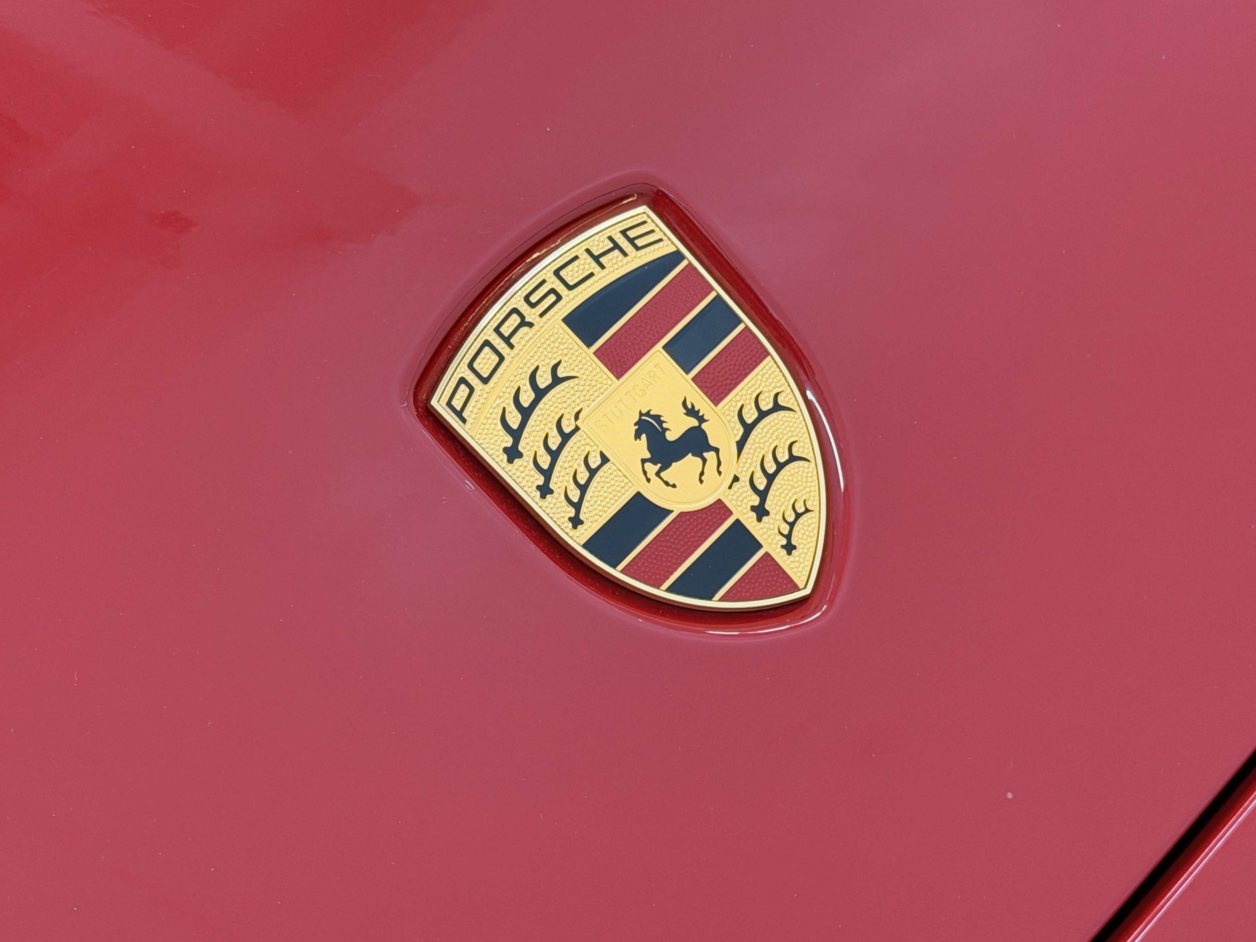 2023 Porsche 911 Carrera