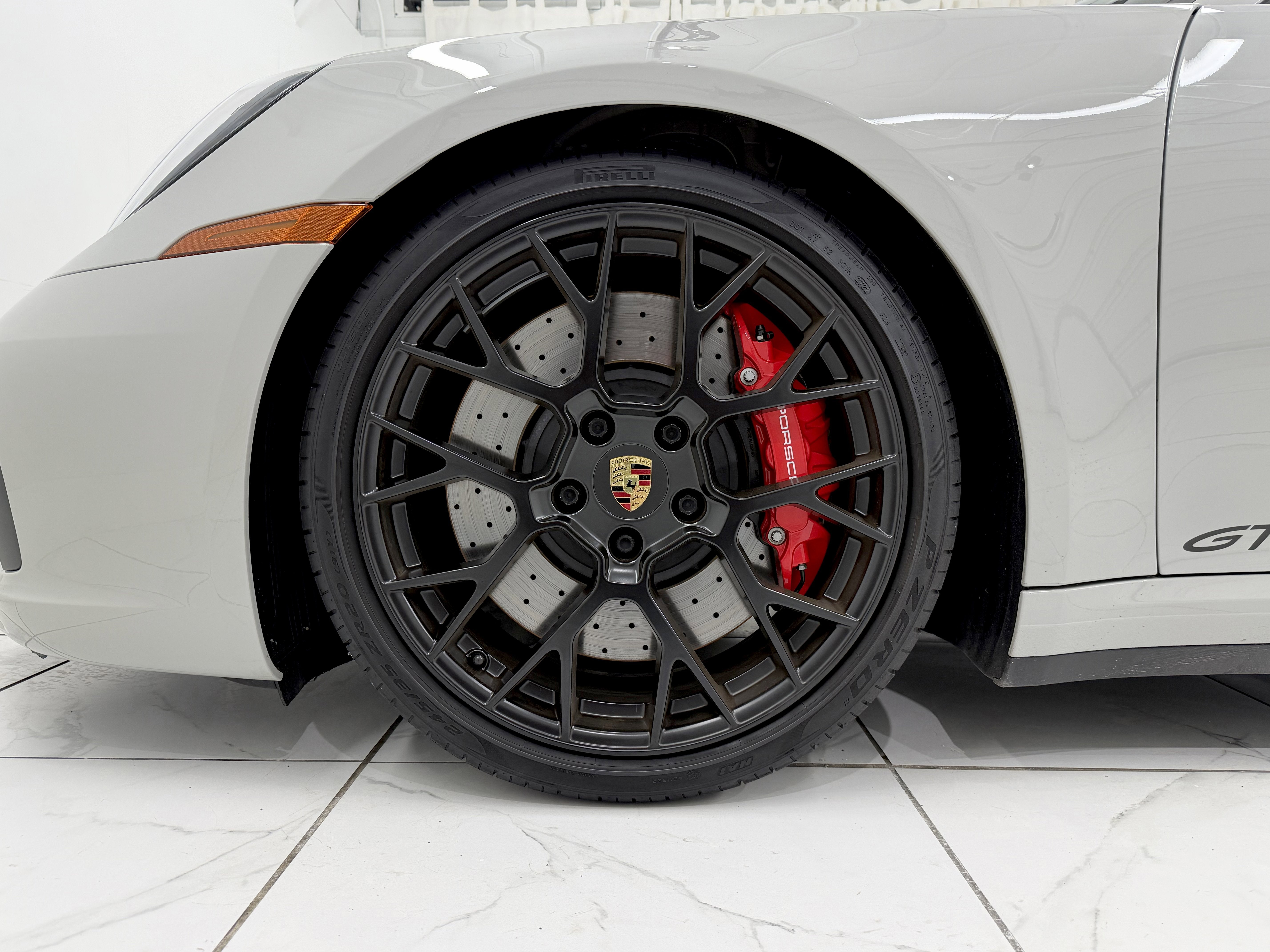 2022 Porsche 911 Carrera GTS