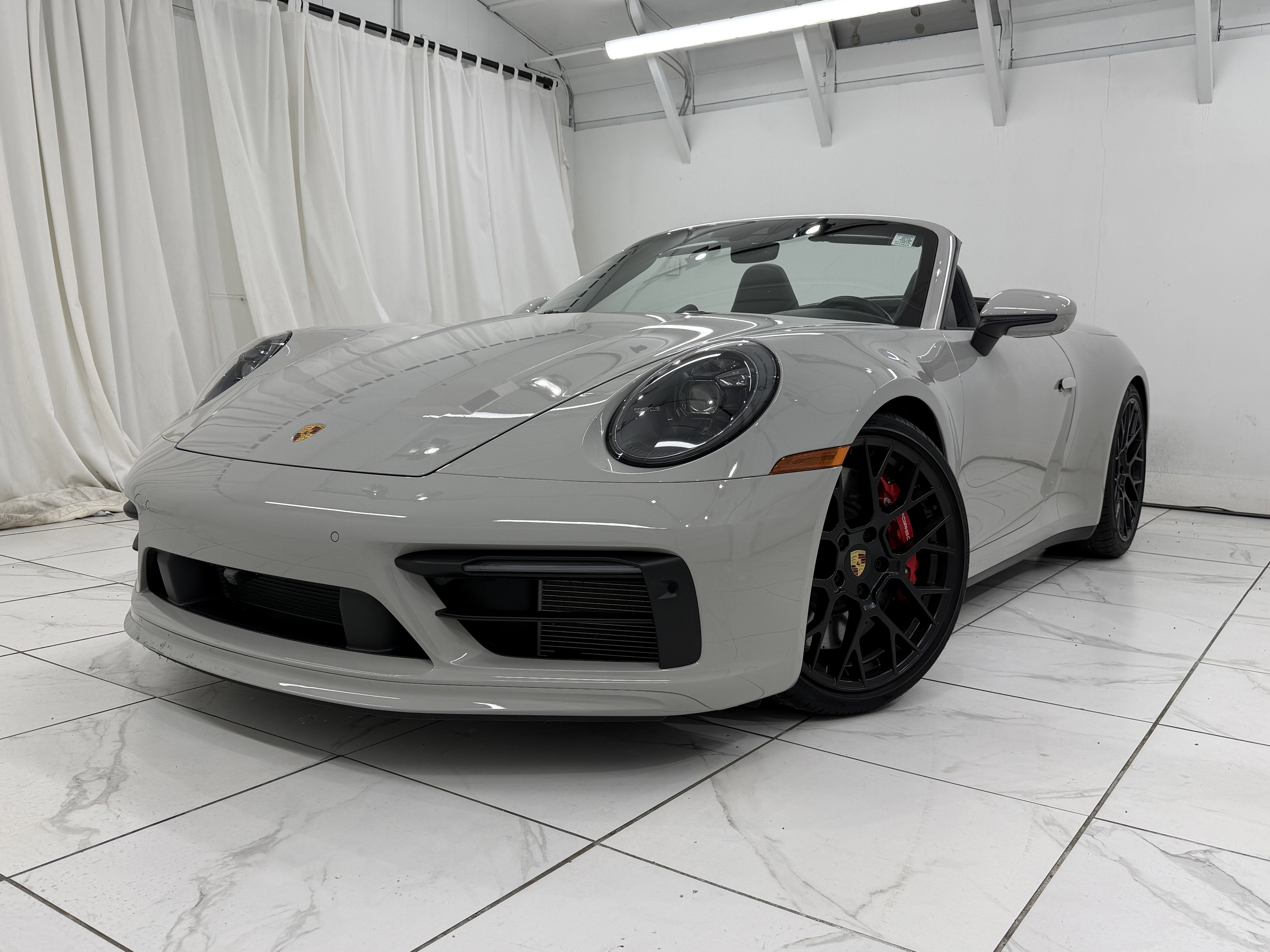 2022 Porsche 911 Carrera GTS