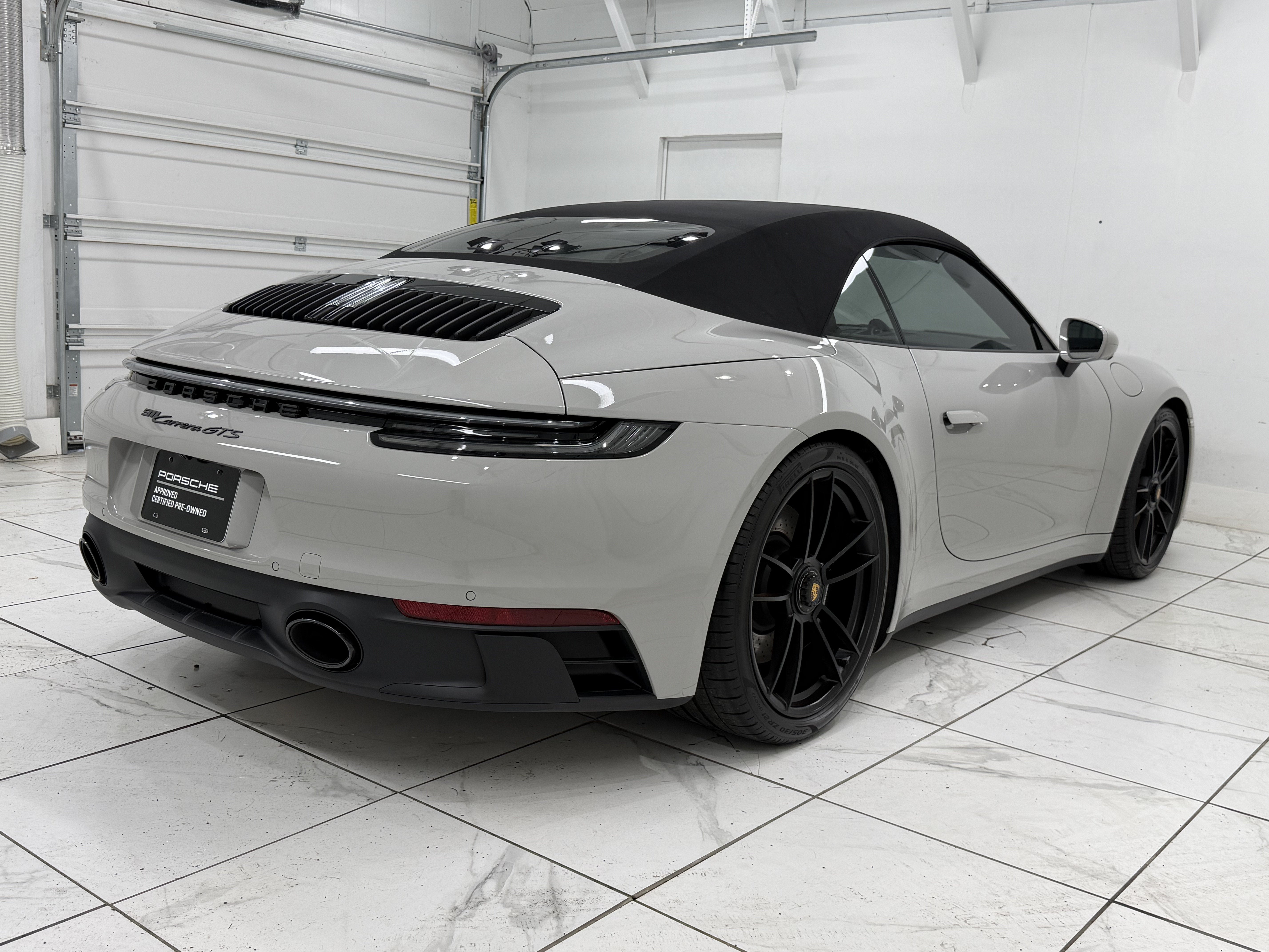 2024 Porsche 911 Carrera Gts