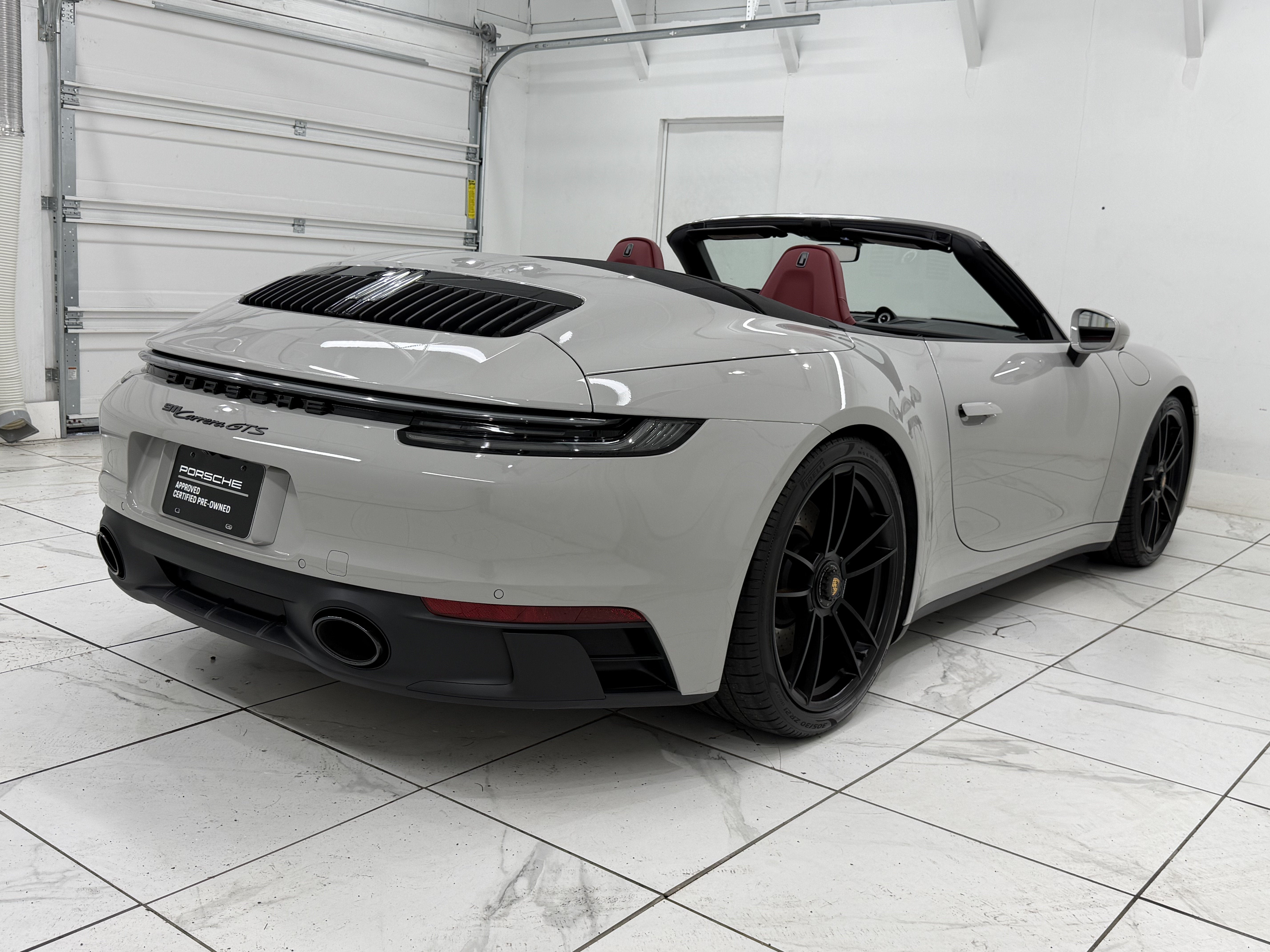 2024 Porsche 911 Carrera Gts